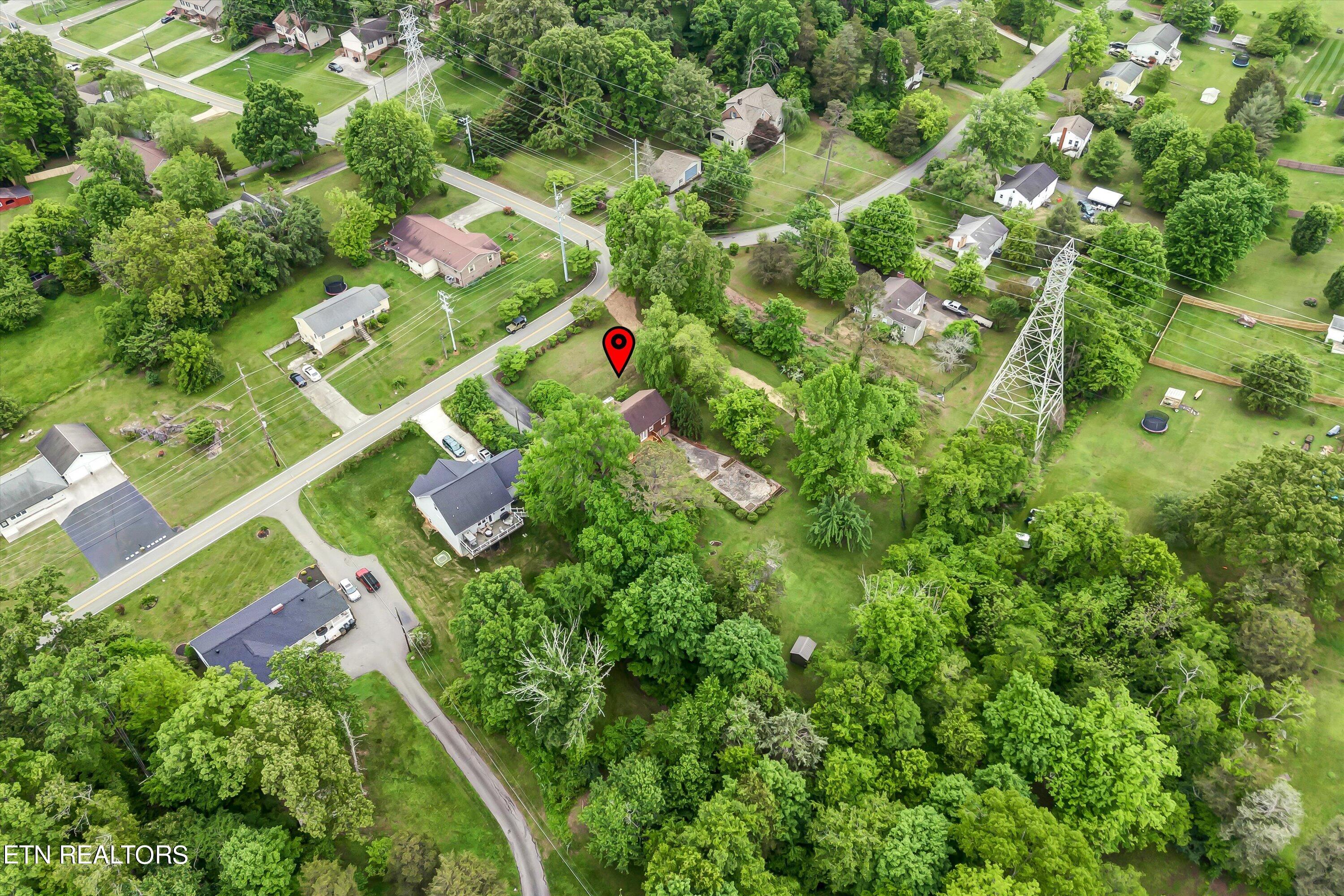 1703 Maple Drive Knoxville TN 37918