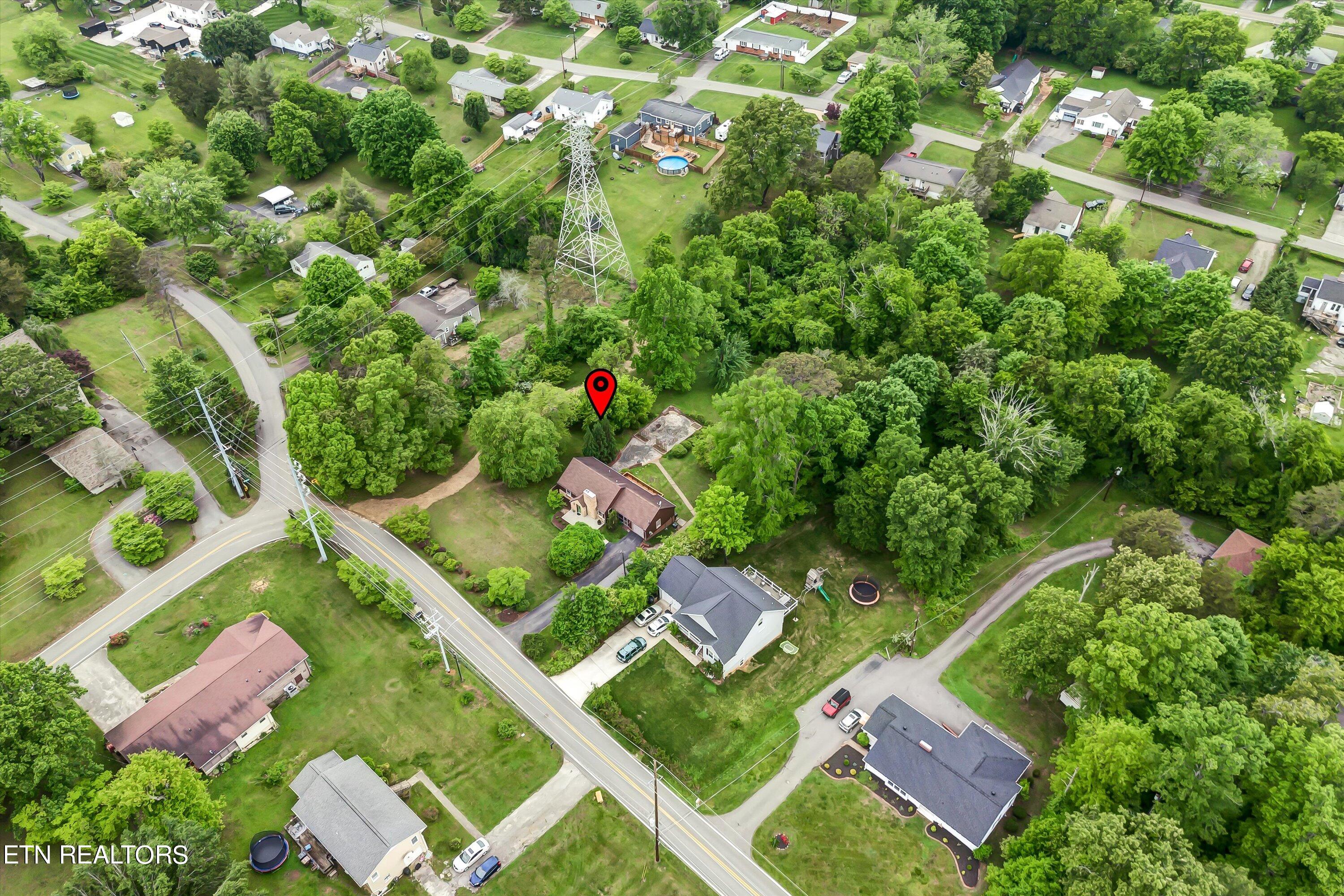 1703 Maple Drive Knoxville TN 37918
