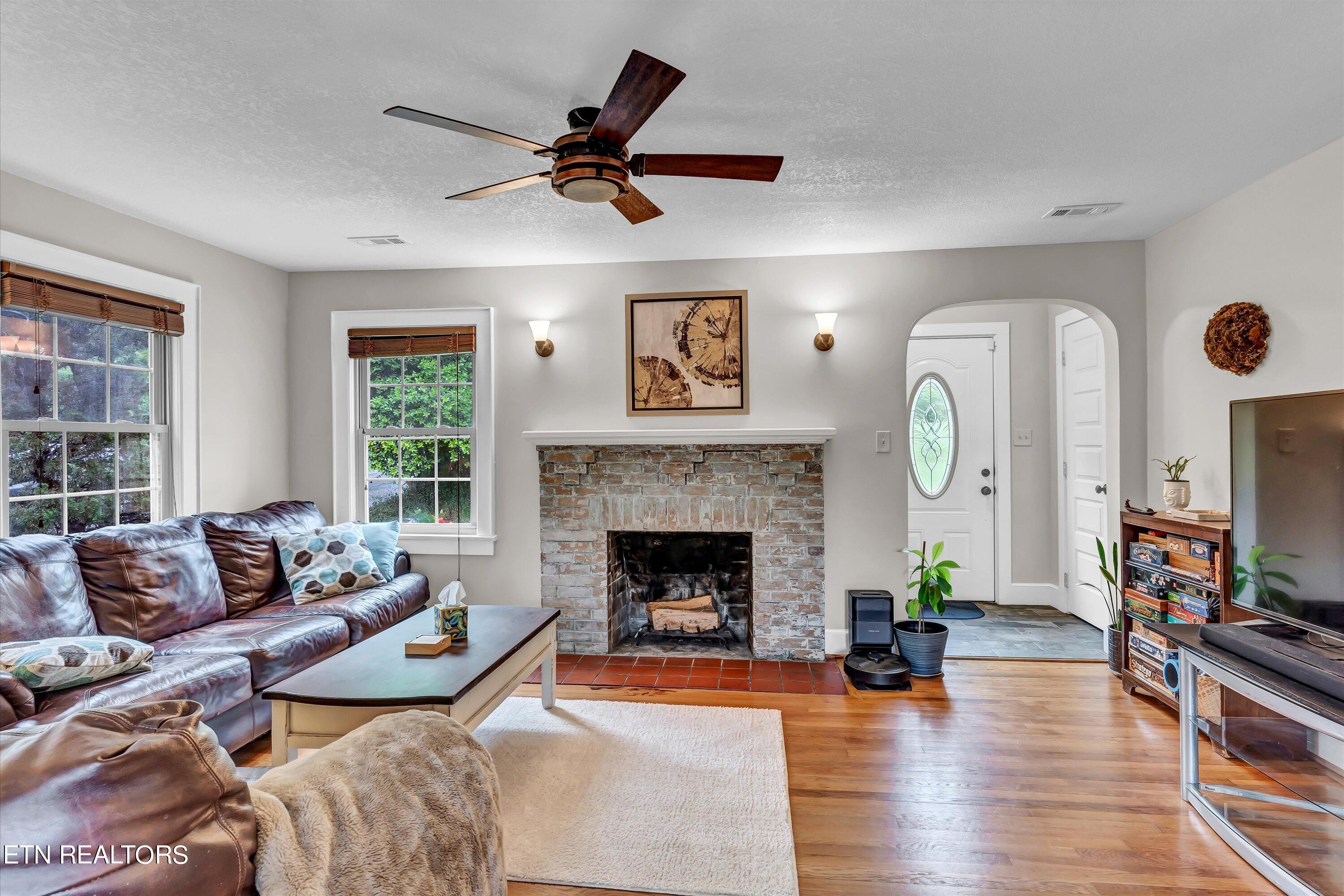 1703 Maple Drive Knoxville TN 37918