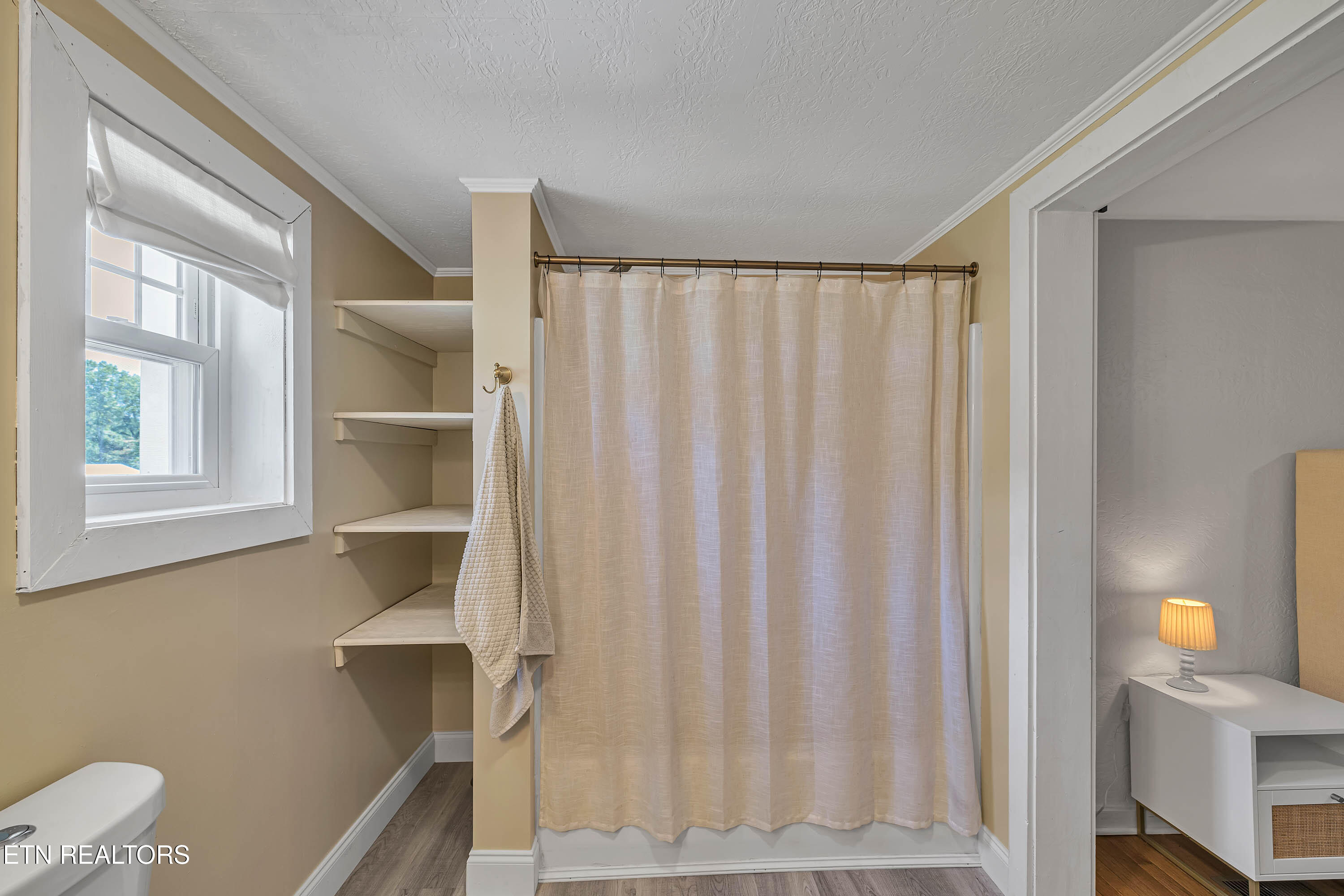546 Pine Ridge Road Clinton TN 37716