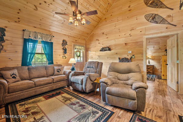 1030 Little Smoky Road Gatlinburg TN 37738