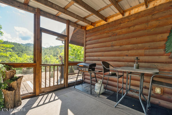 1030 Little Smoky Road Gatlinburg TN 37738