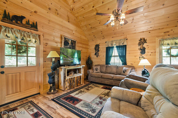 1030 Little Smoky Road Gatlinburg TN 37738