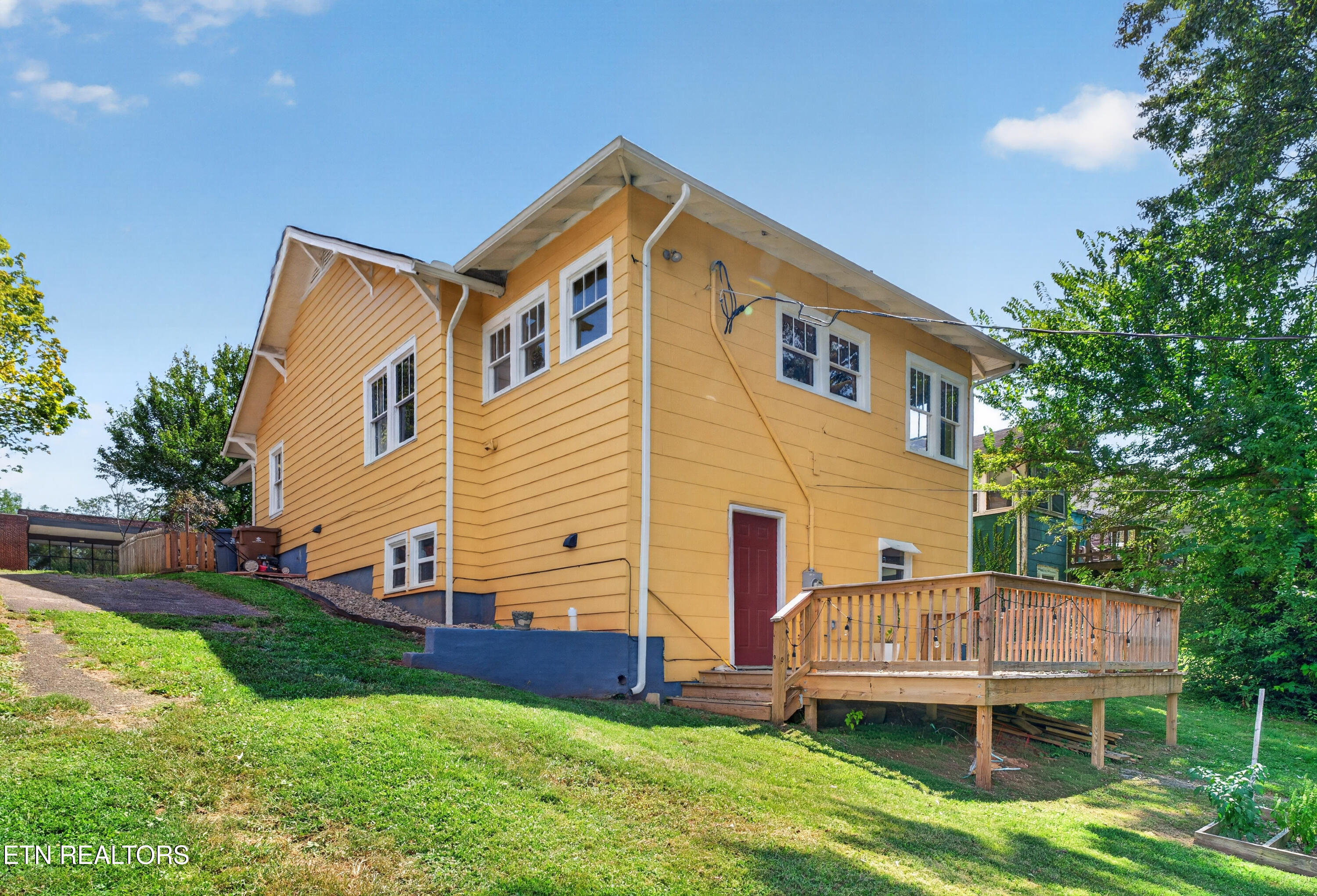 223 E Churchwell Avenue Knoxville TN 37917