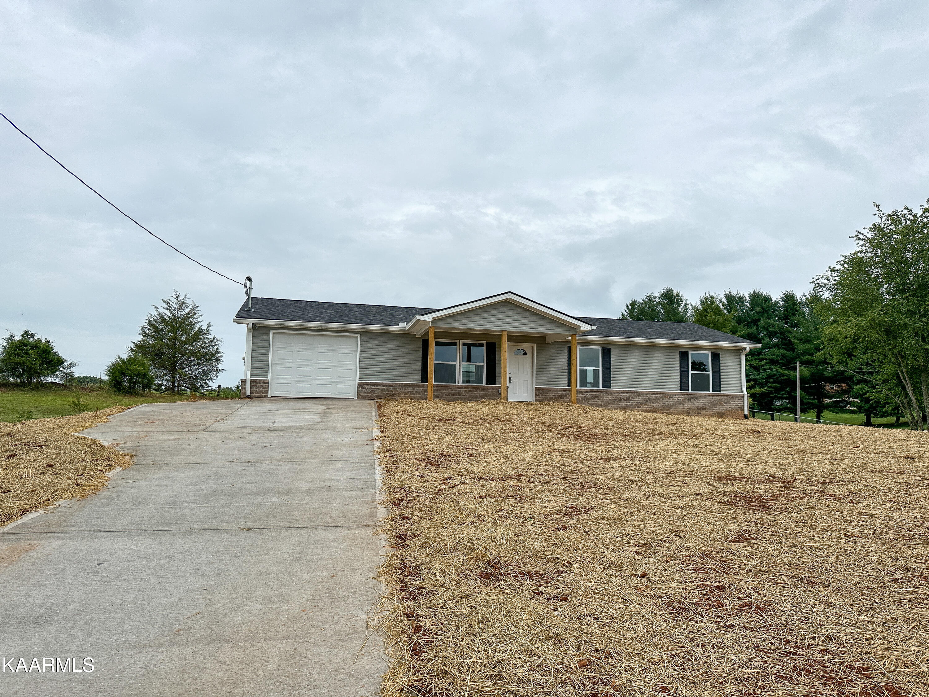 6838 Westgate Road Talbott TN 37877