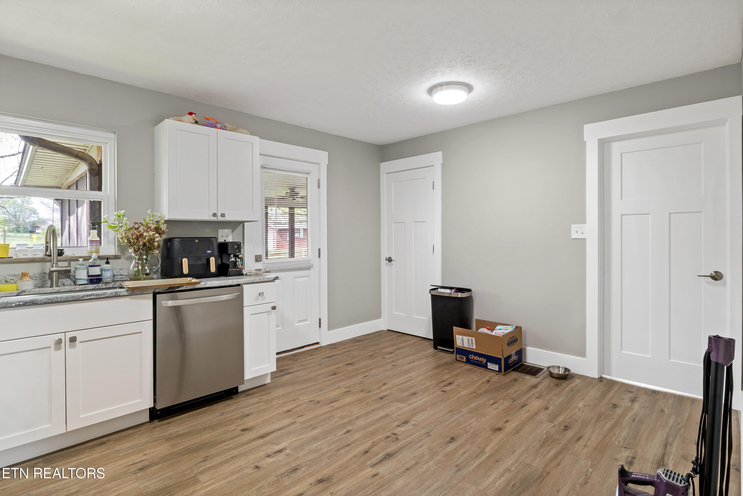 6301 Strawberry Plains Pike Knoxville TN 37914