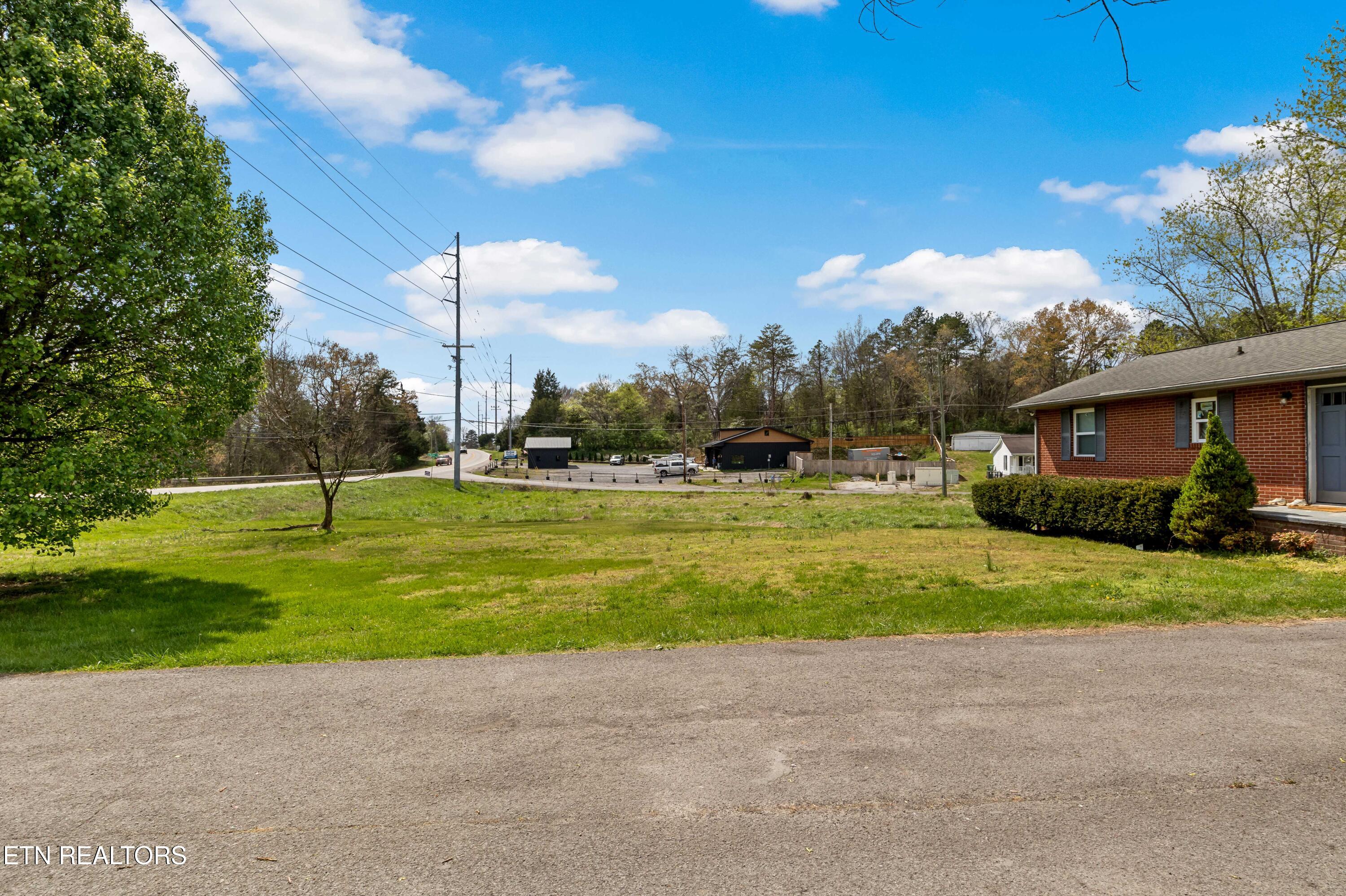 6301 Strawberry Plains Pike Knoxville TN 37914