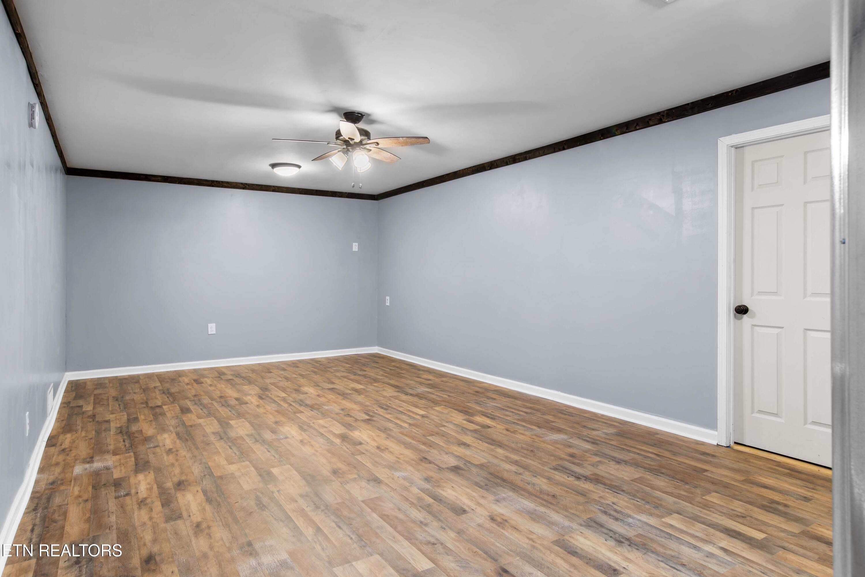 172 Mountain View Road Jacksboro TN 37757