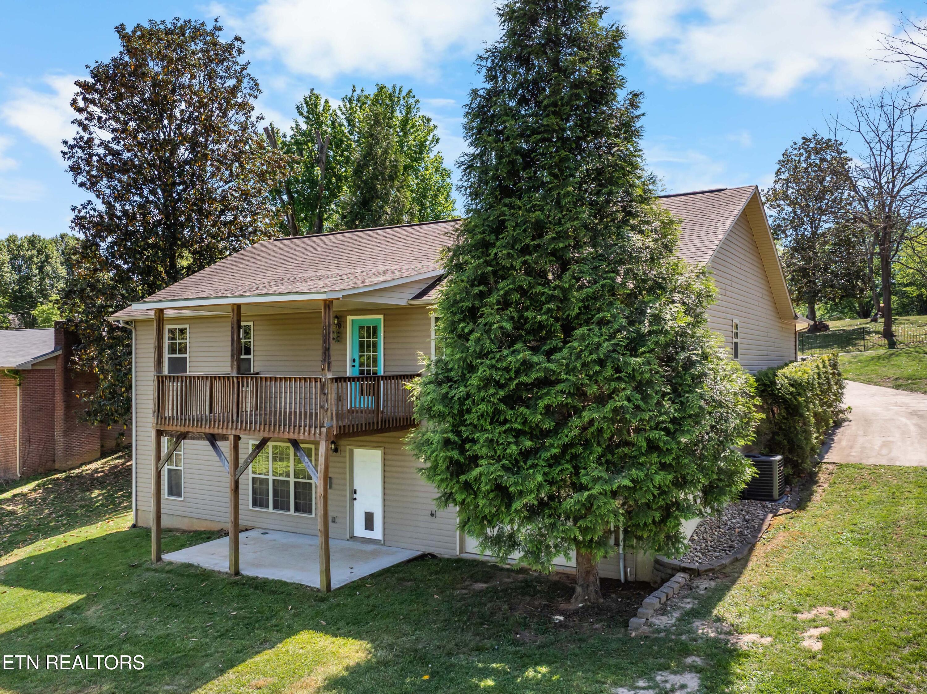 172 Mountain View Road Jacksboro TN 37757