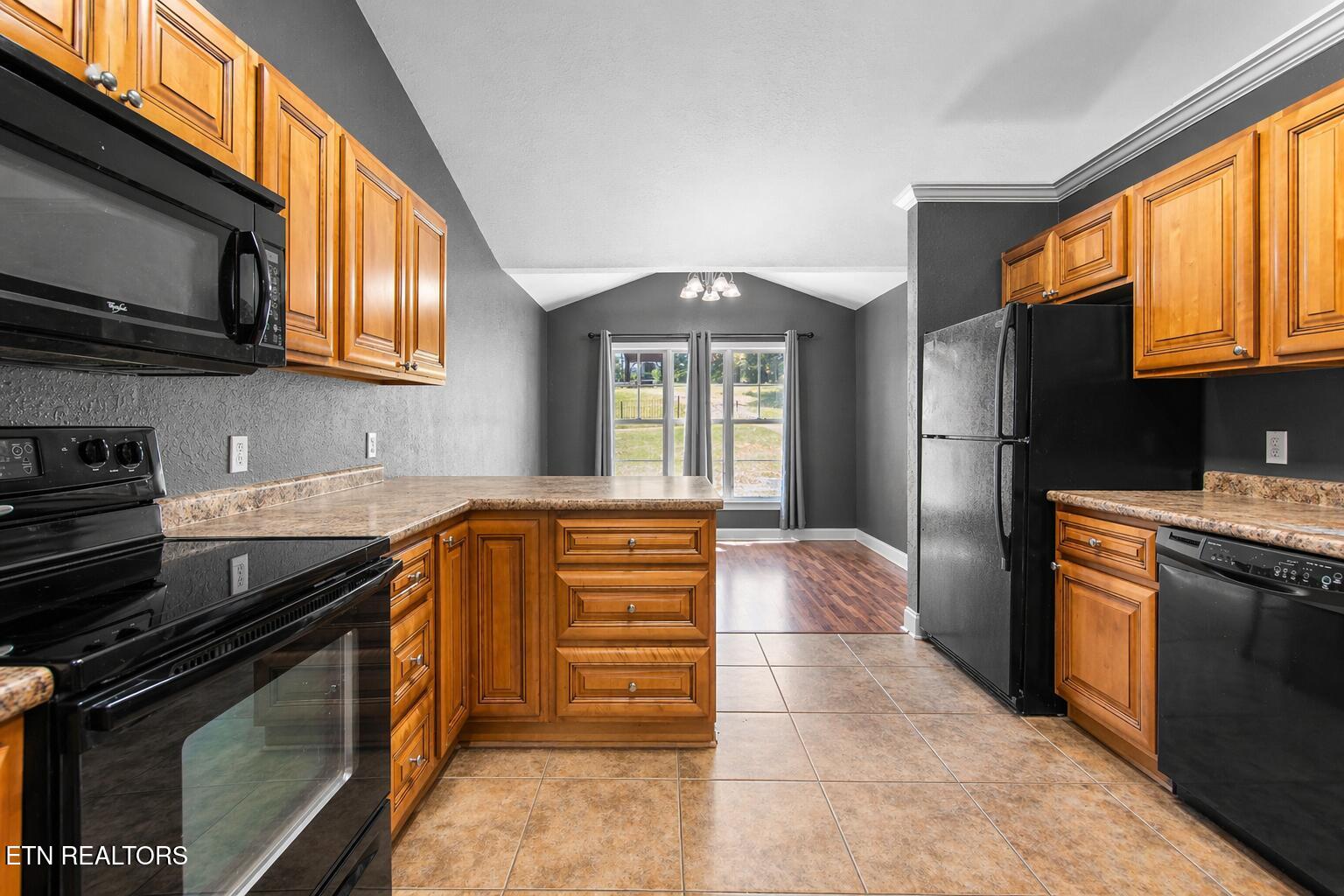 172 Mountain View Road Jacksboro TN 37757