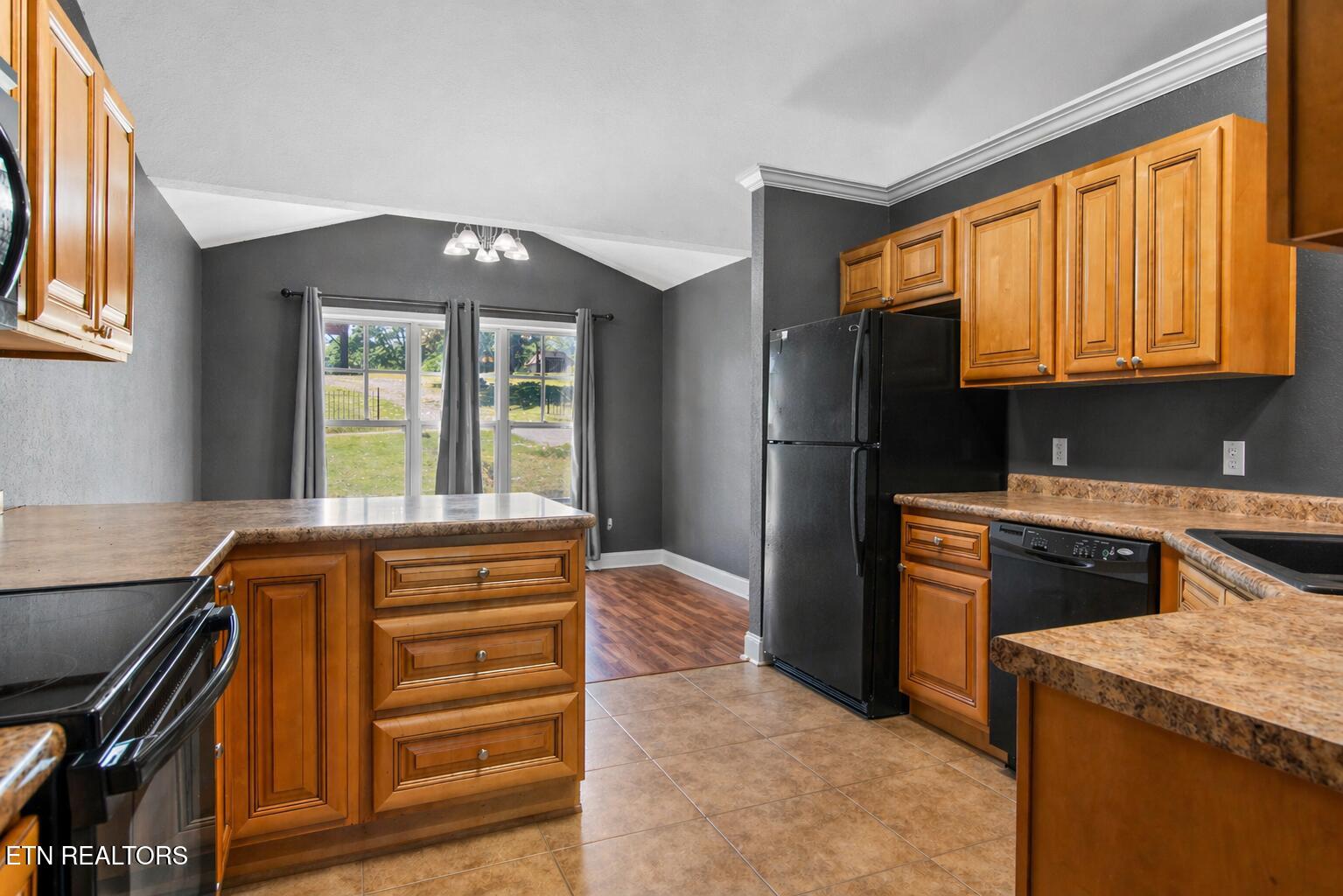 172 Mountain View Road Jacksboro TN 37757