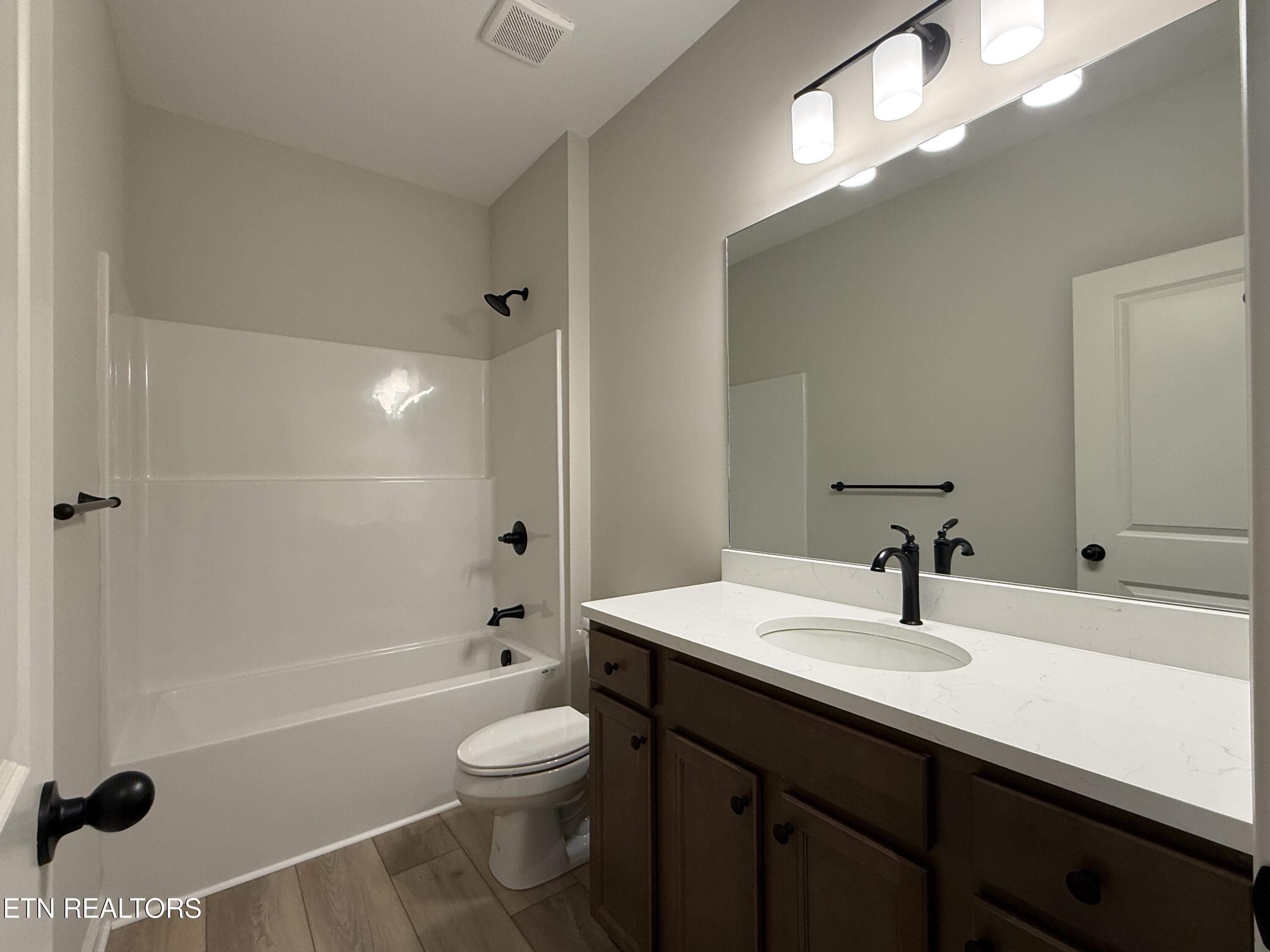 8966 Keenberg Lane Knoxville TN 37931