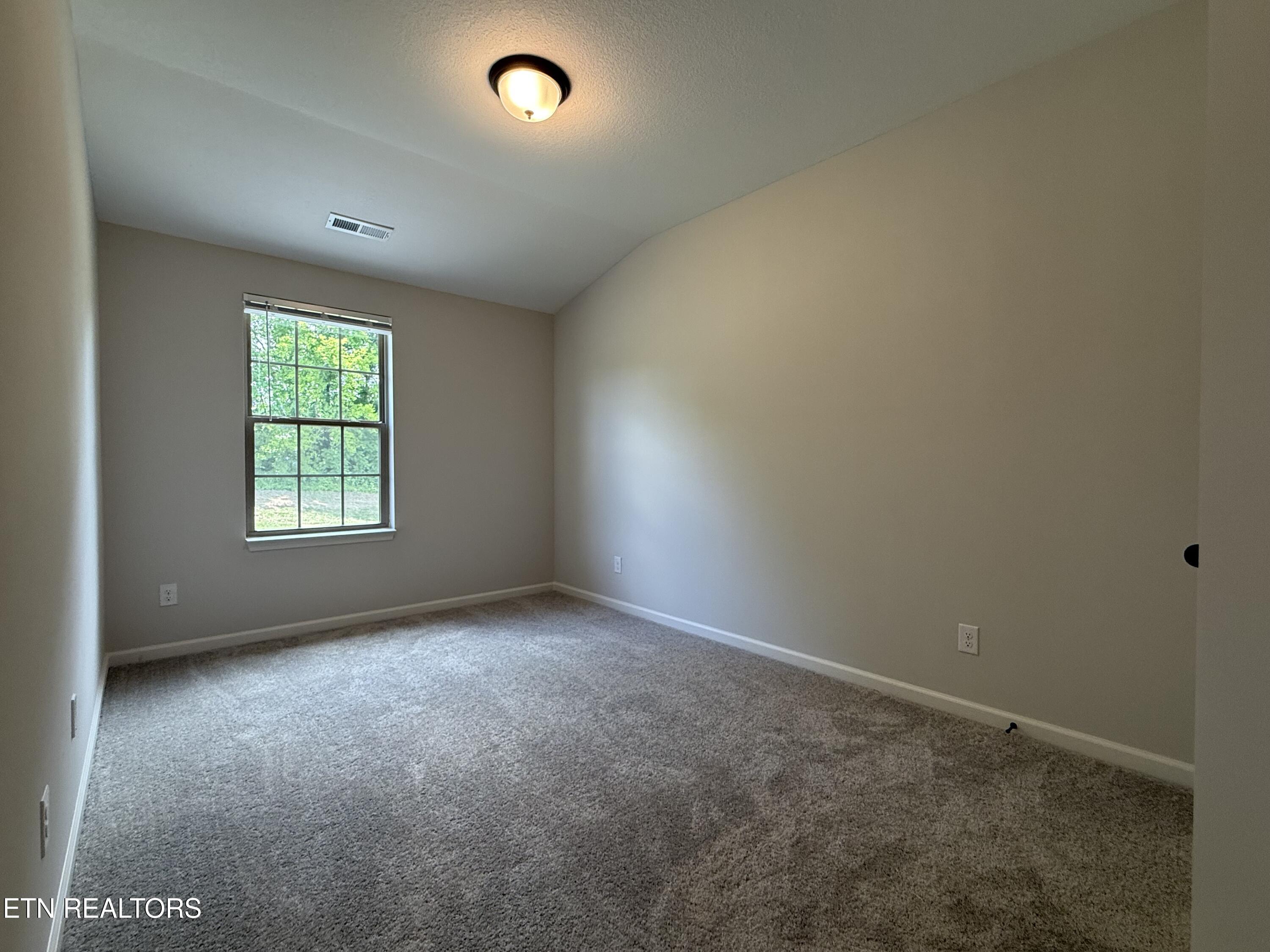 8966 Keenberg Lane Knoxville TN 37931