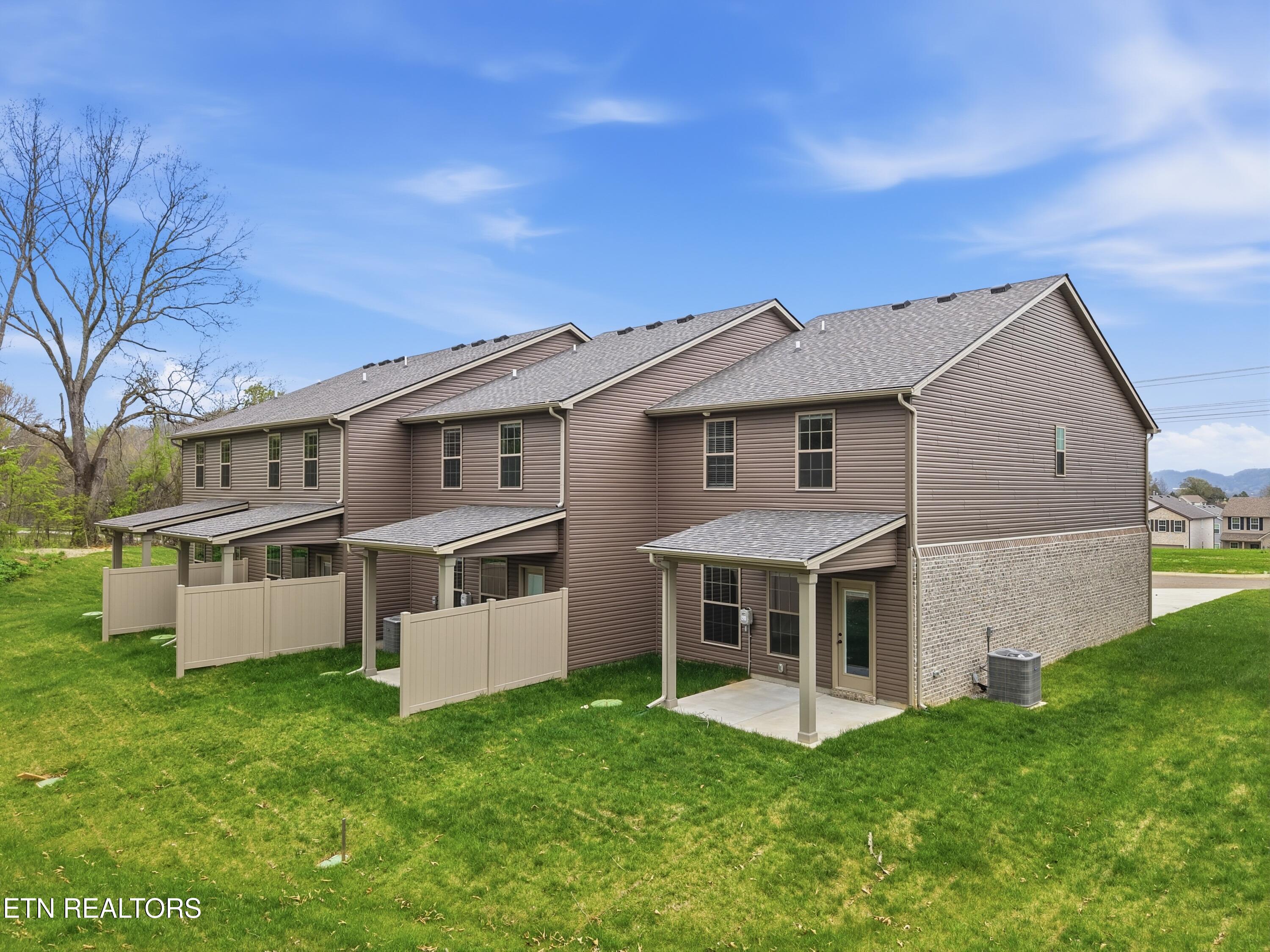 8966 Keenberg Lane Knoxville TN 37931