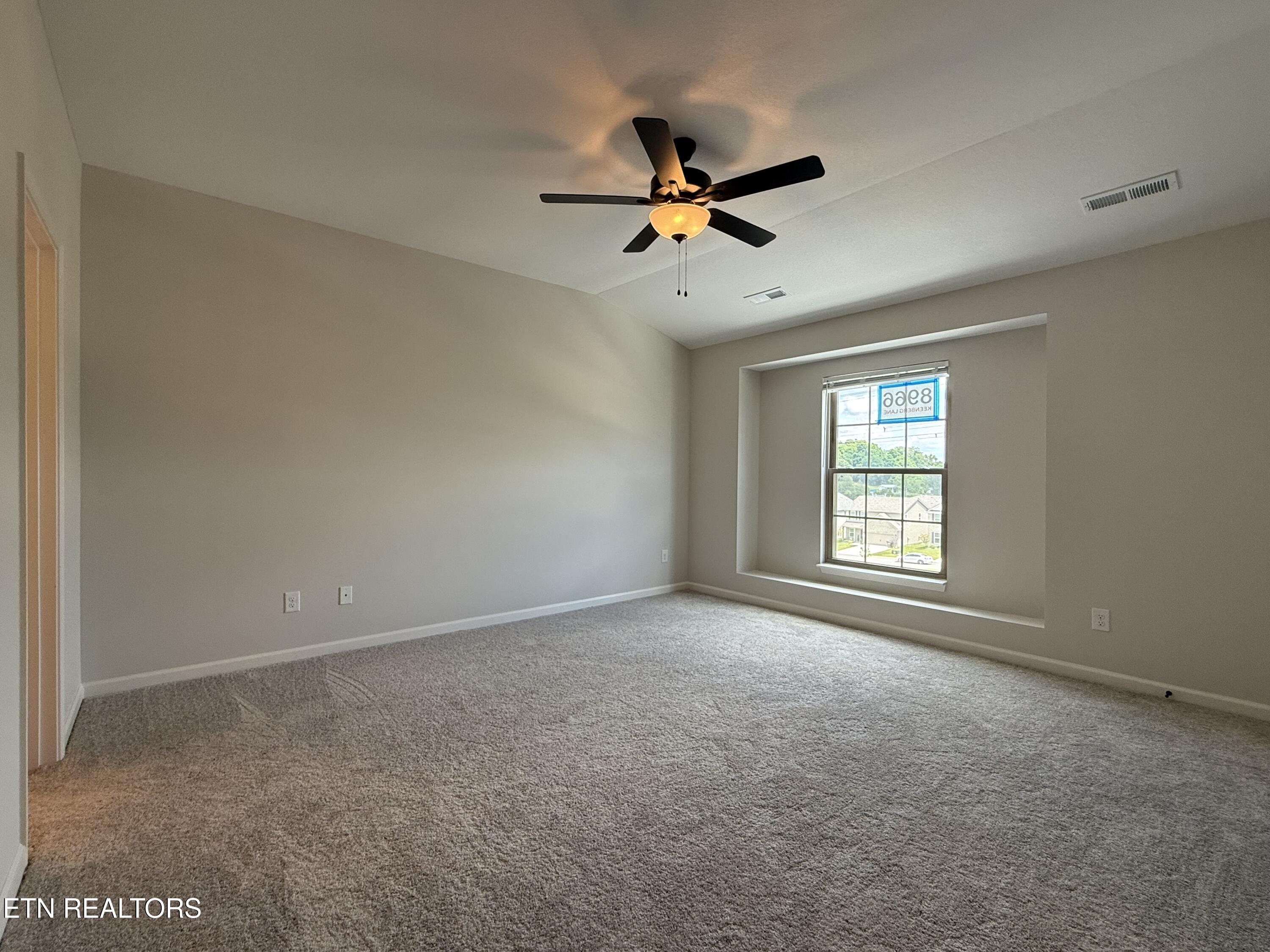 8966 Keenberg Lane Knoxville TN 37931