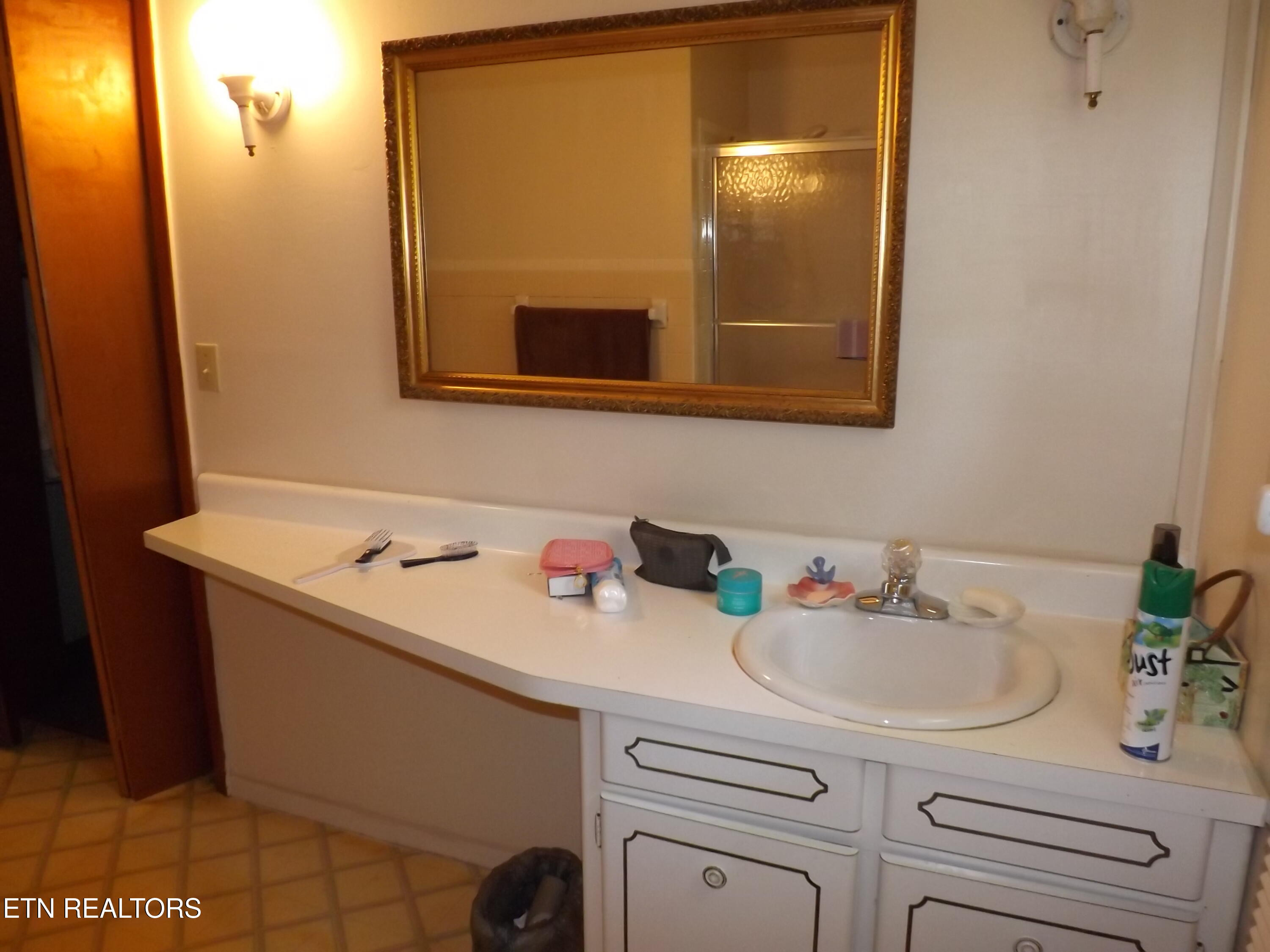 1604 Old Knoxville Road Tazewell TN 37879