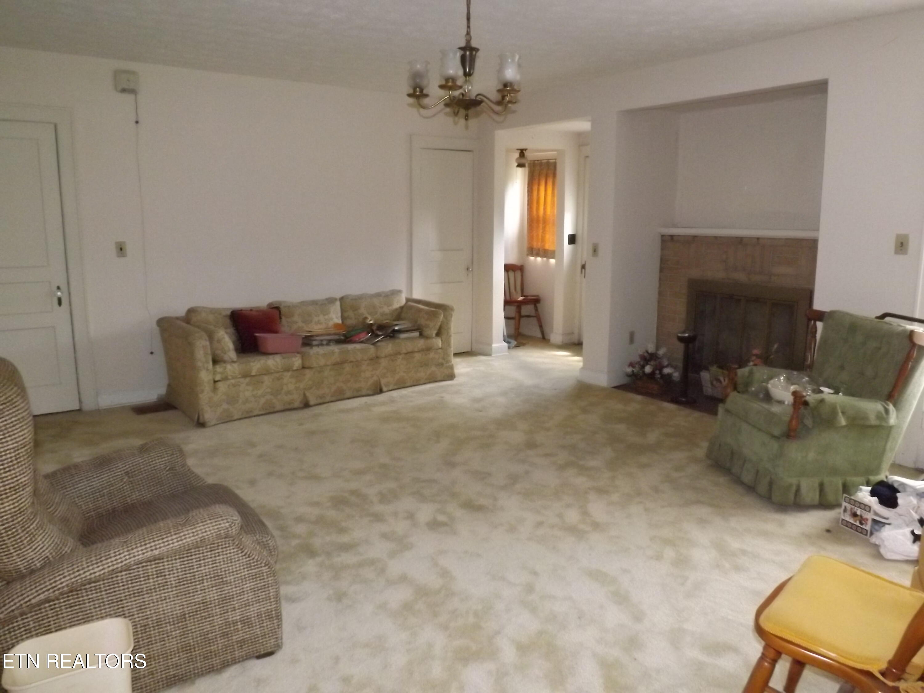 1604 Old Knoxville Road Tazewell TN 37879