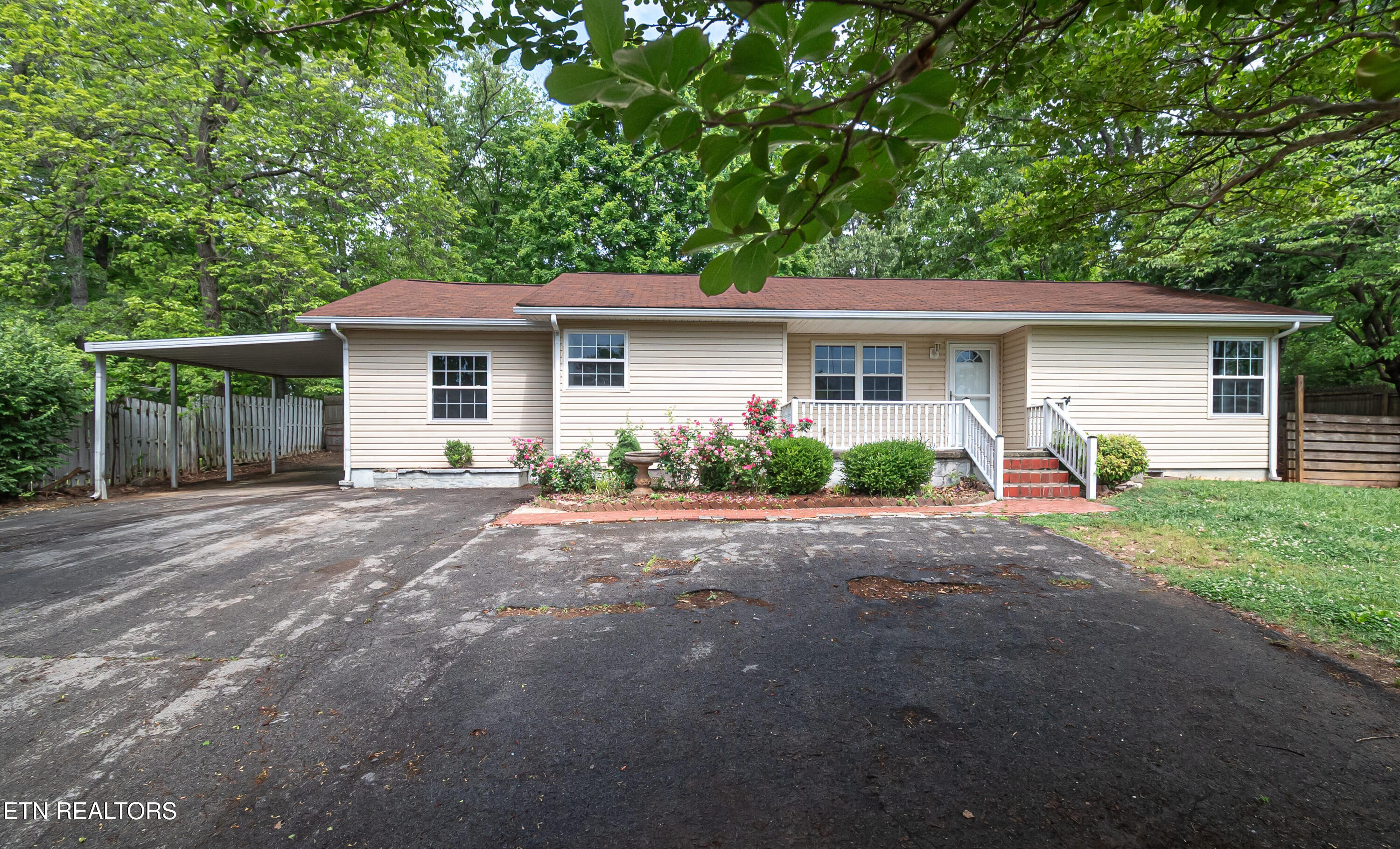 707 Victor Drive Knoxville TN 37912