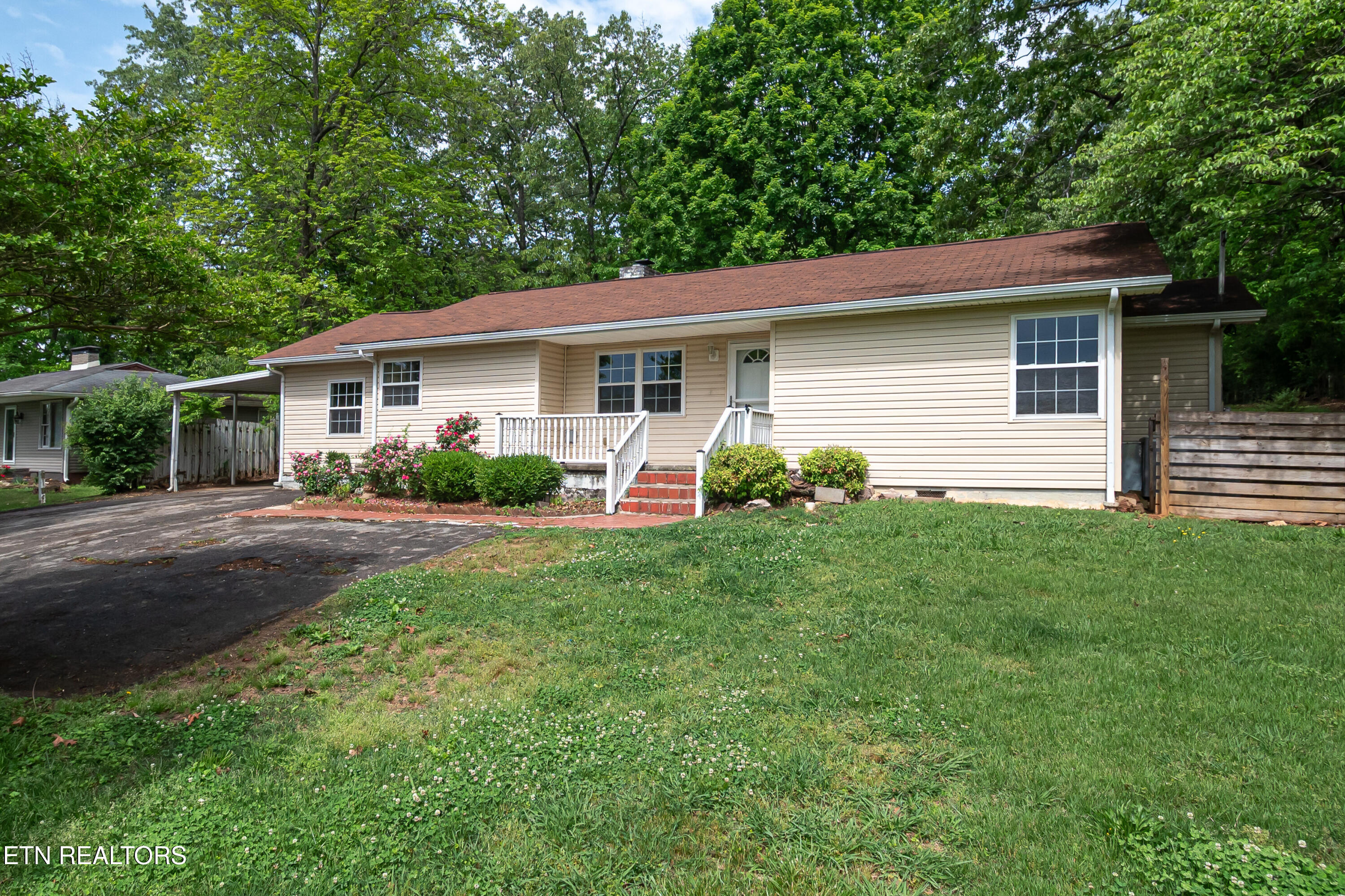 707 Victor Drive Knoxville TN 37912