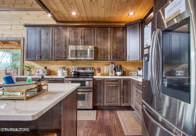 1019 Daisy Lane Gatlinburg TN 37738