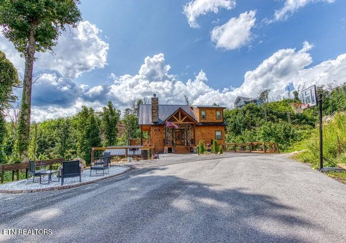 1019 Daisy Lane Gatlinburg TN 37738