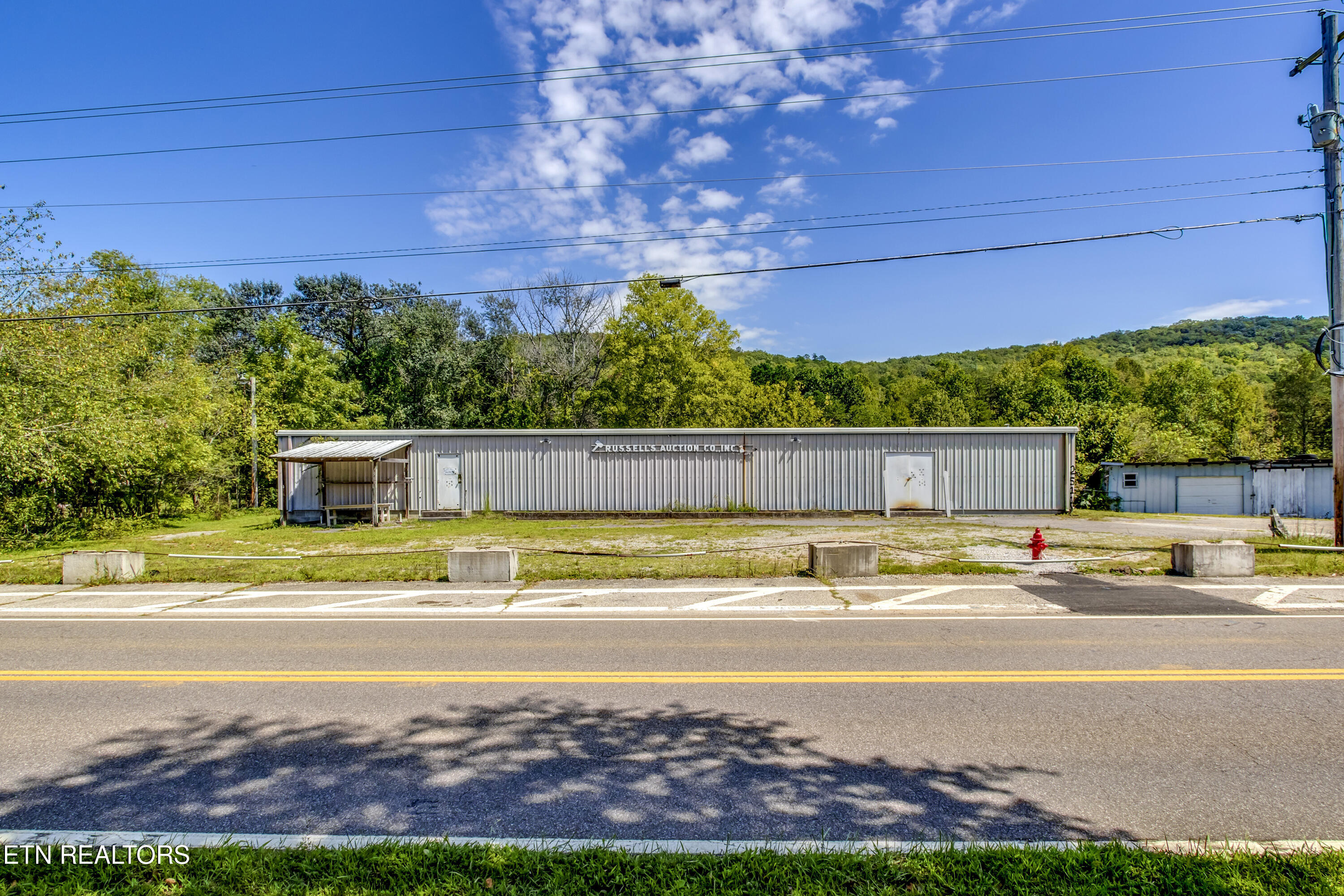 2511 Old Harriman Highway Harriman TN 37748
