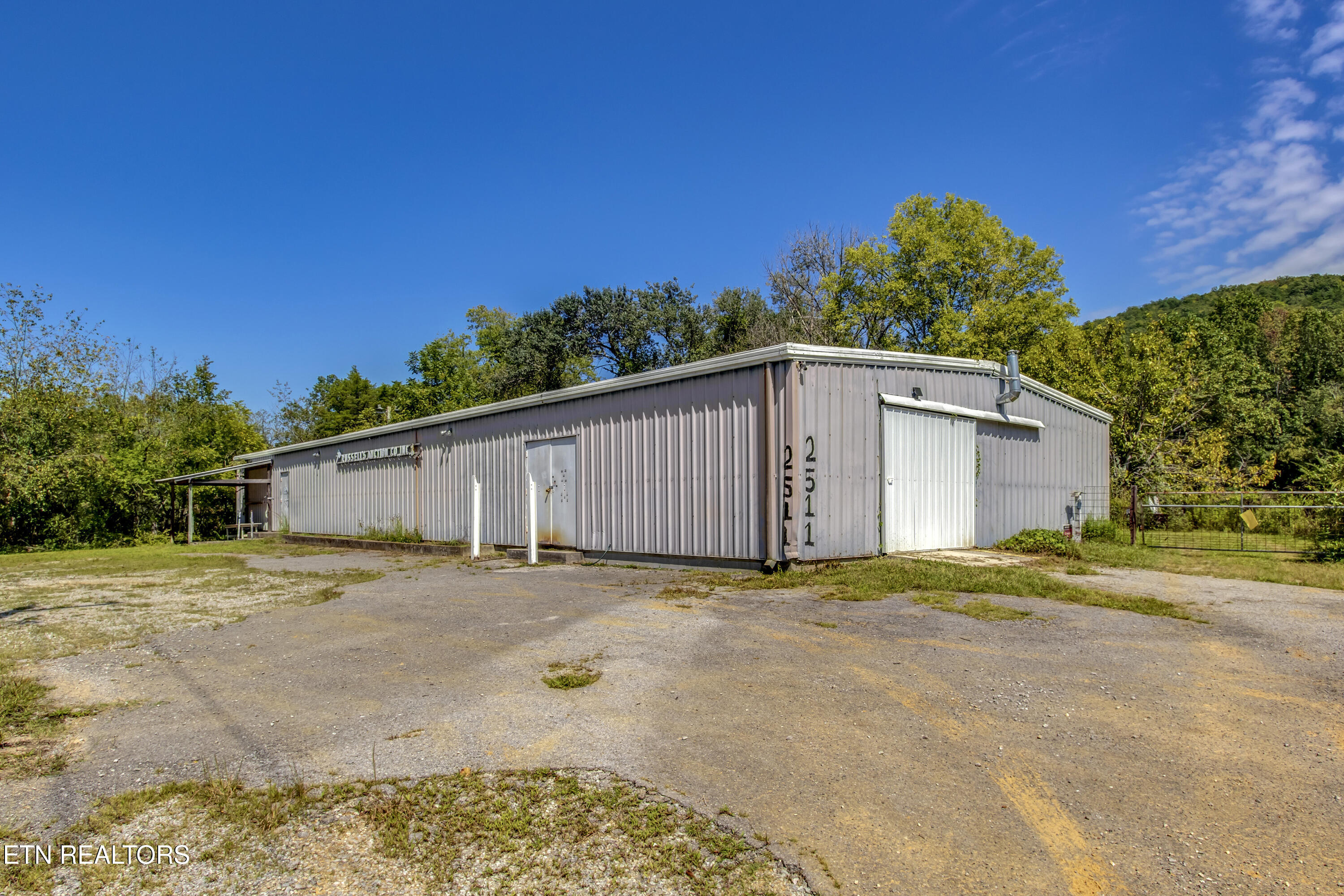 2511 Old Harriman Highway Harriman TN 37748