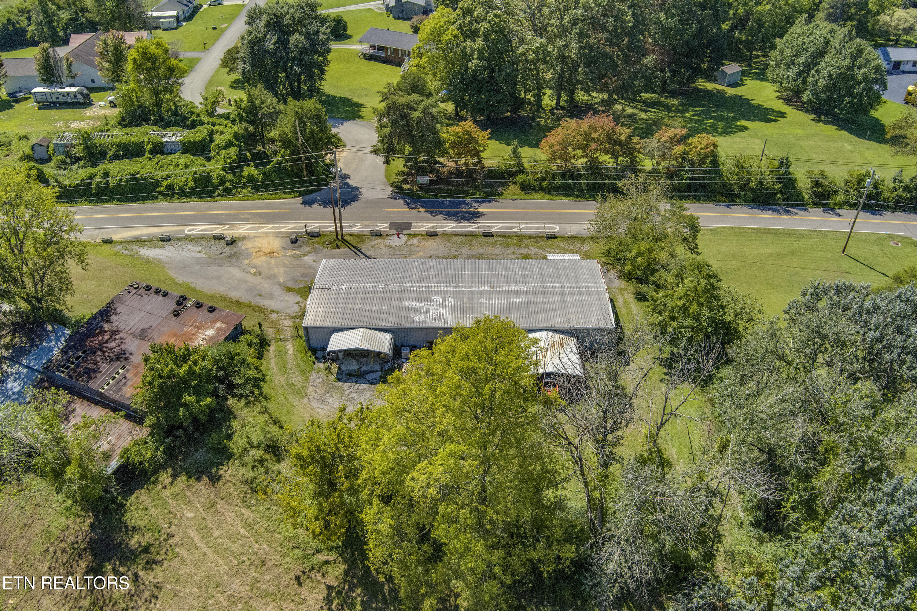 2511 Old Harriman Highway Harriman TN 37748