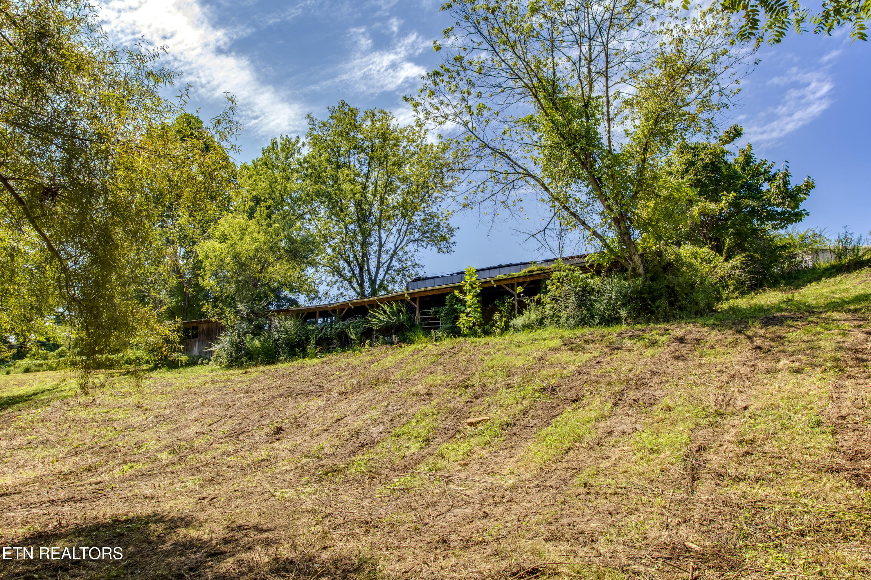 2511 Old Harriman Highway Harriman TN 37748