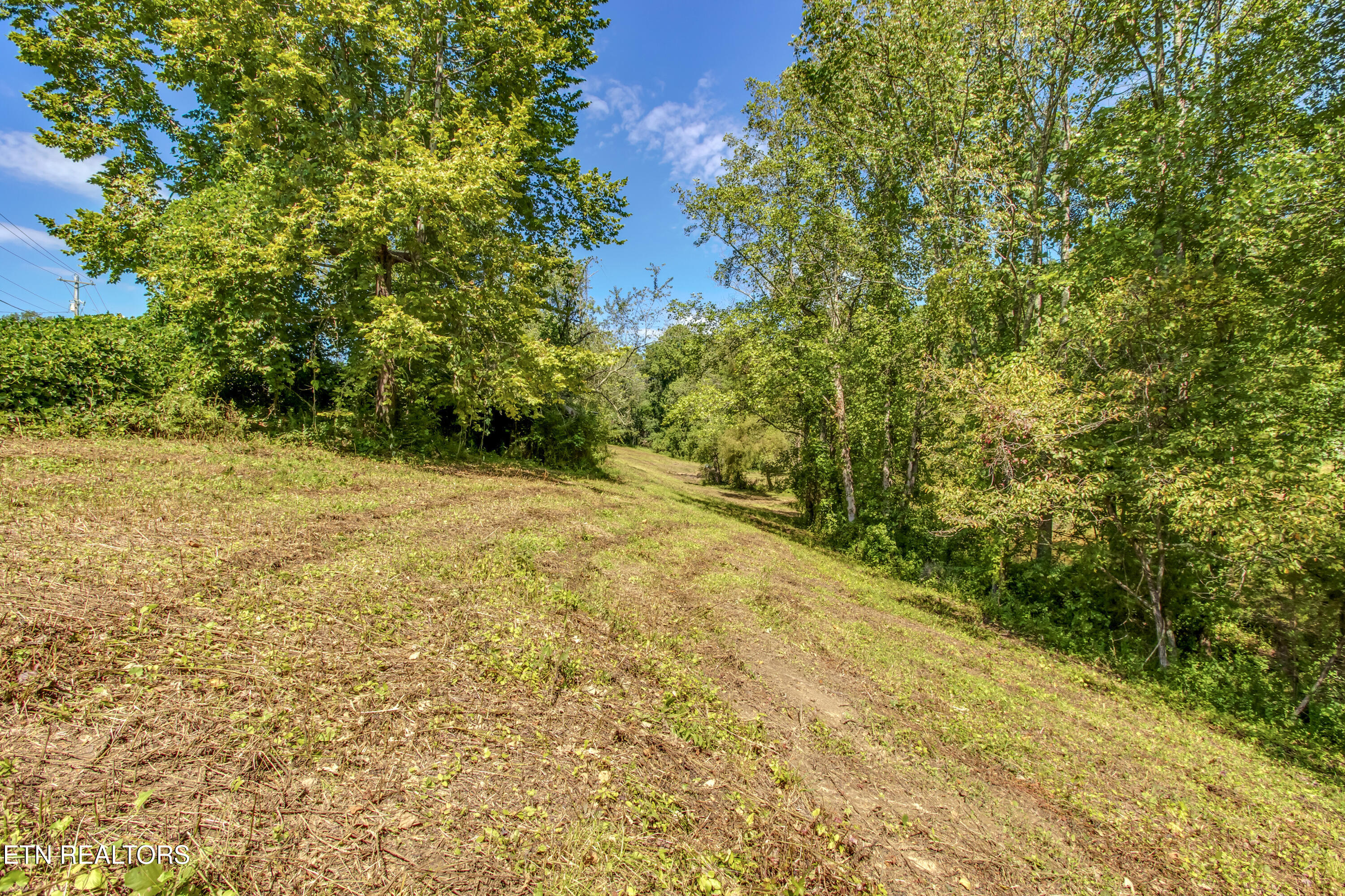 2511 Old Harriman Highway Harriman TN 37748