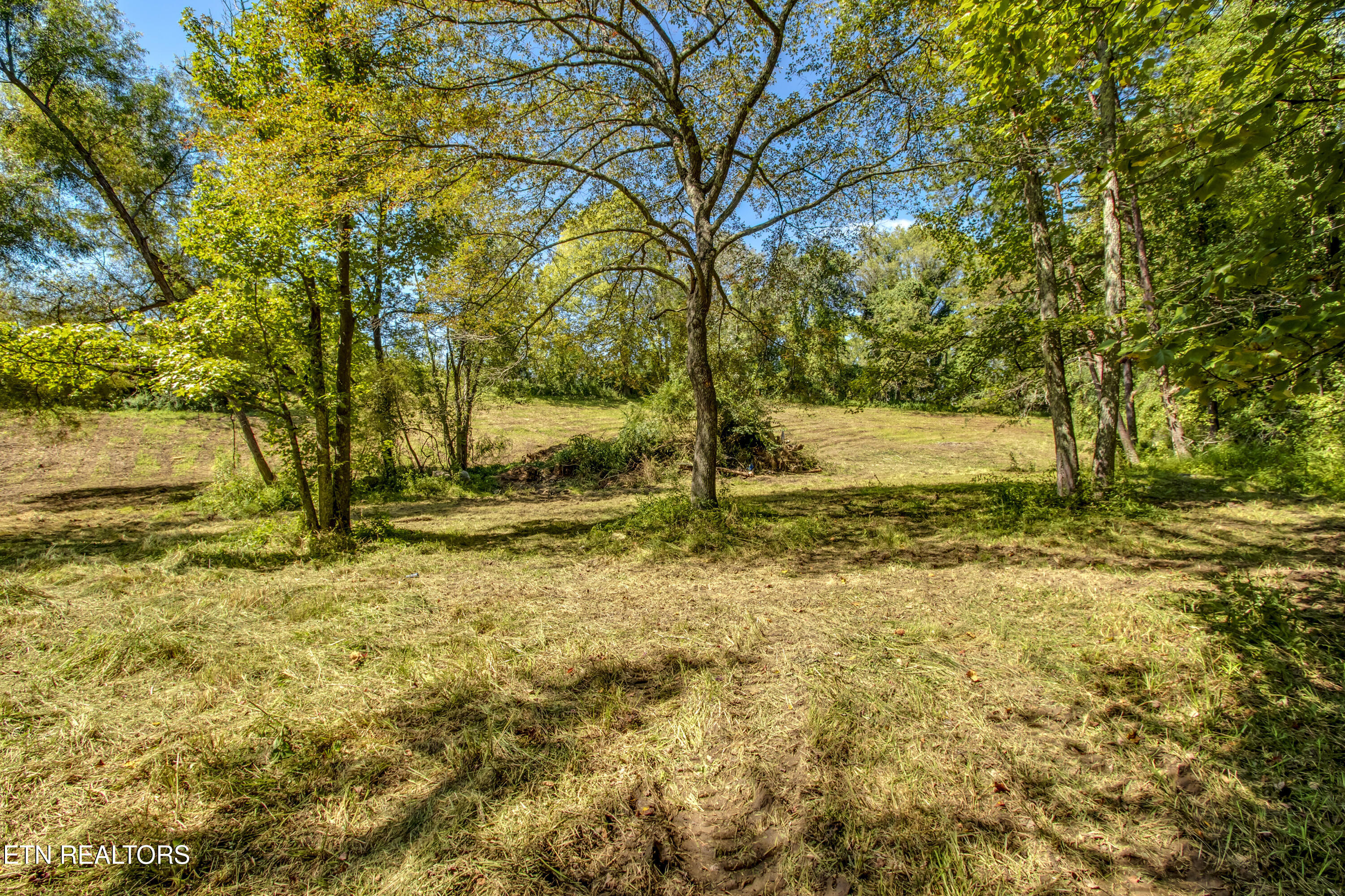 2511 Old Harriman Highway Harriman TN 37748