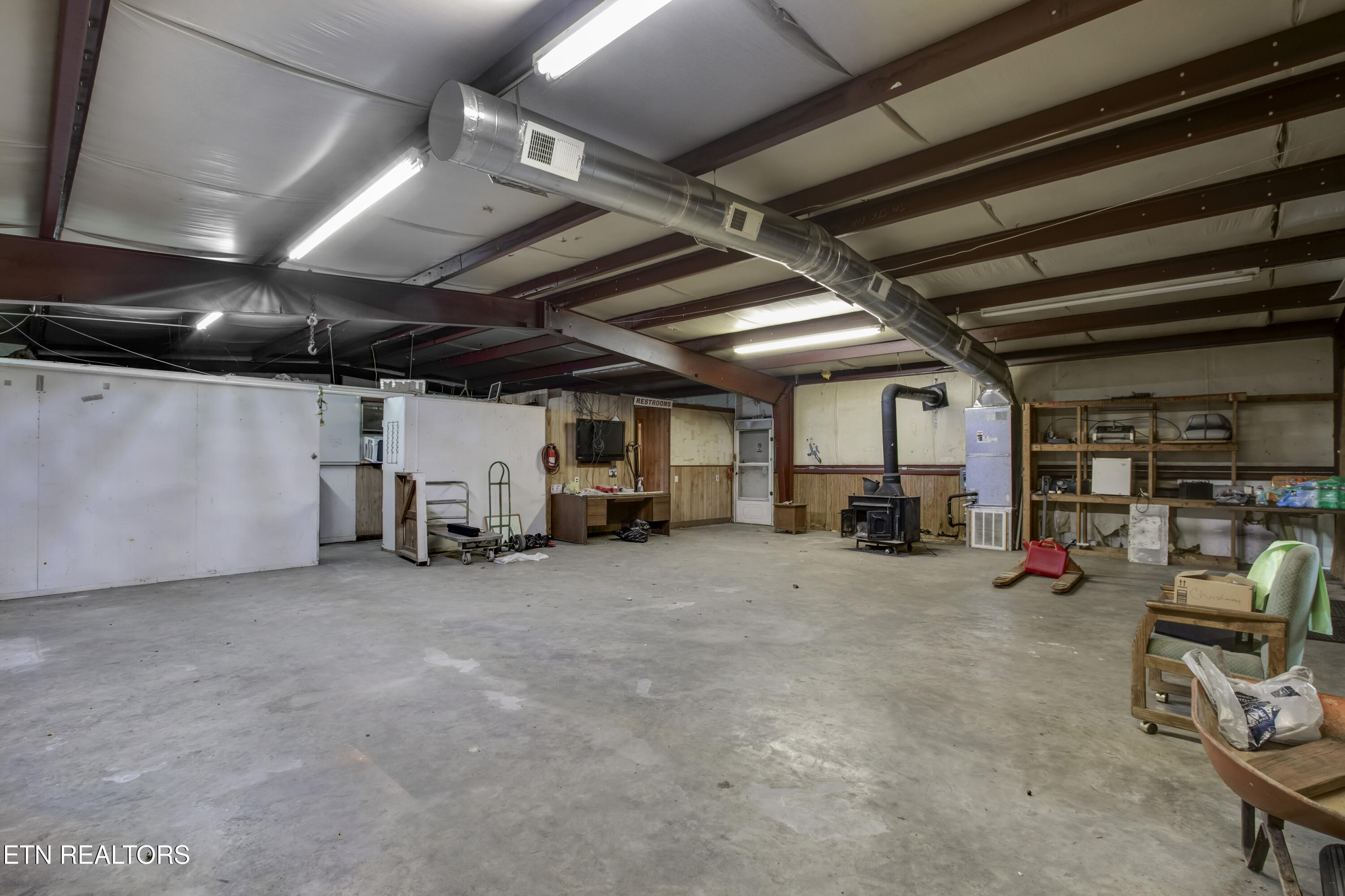 2511 Old Harriman Highway Harriman TN 37748