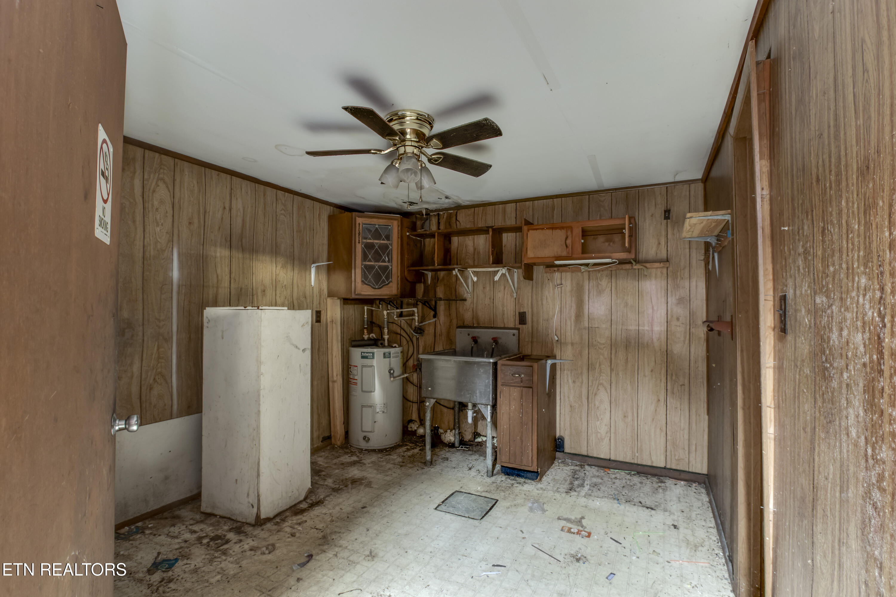 2511 Old Harriman Highway Harriman TN 37748