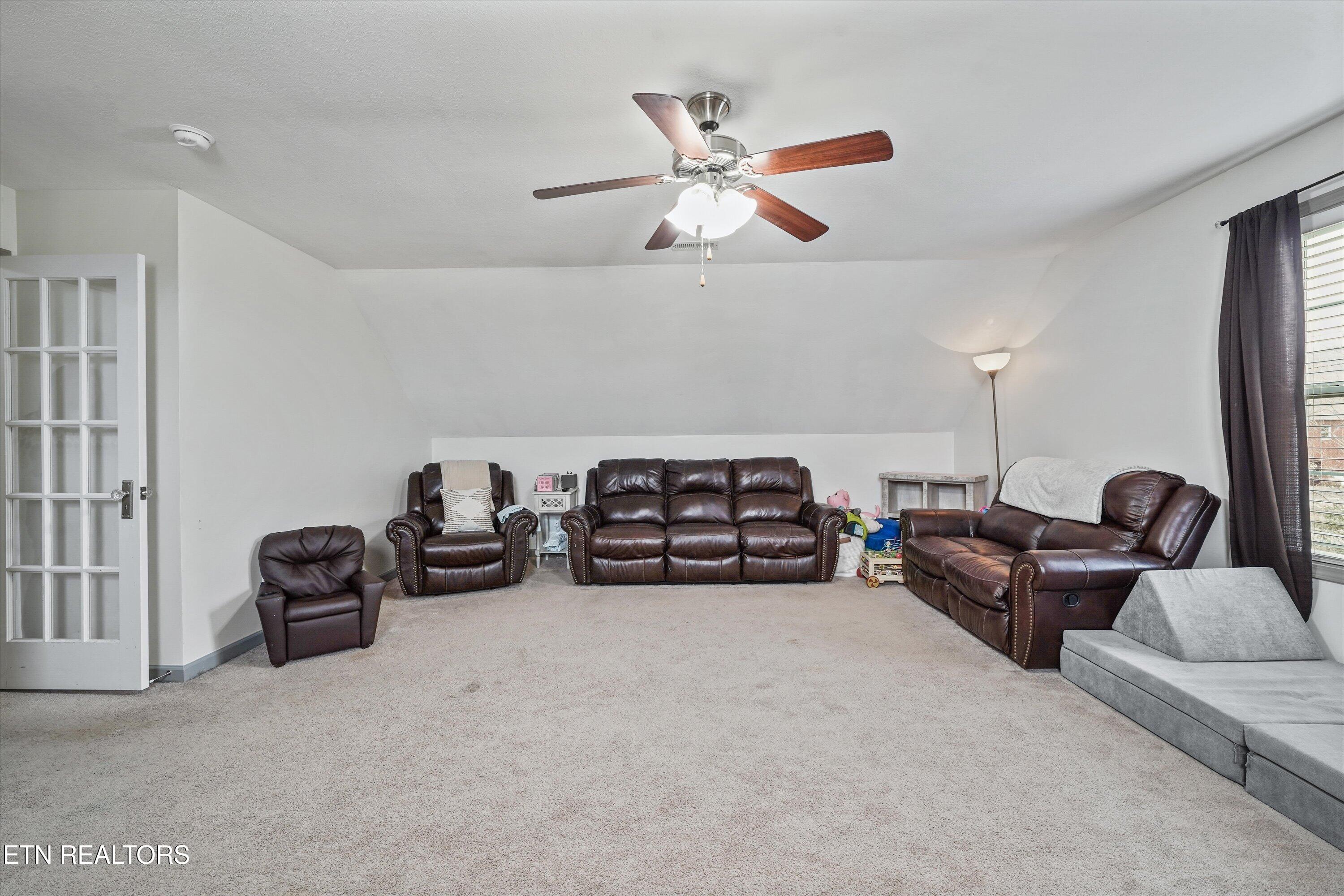 3323 Red Meadow Road Knoxville TN 37931