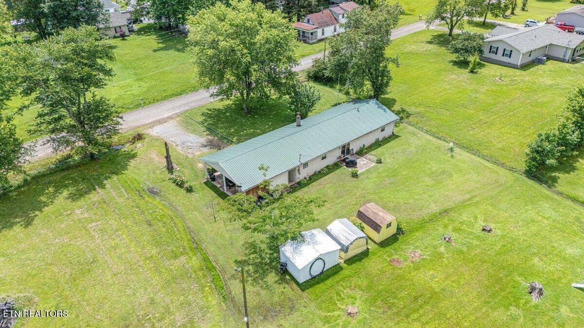 225 Spring Street Spring City TN 37381