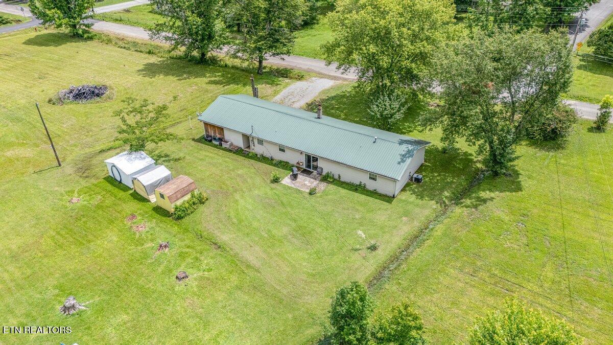 225 Spring Street Spring City TN 37381
