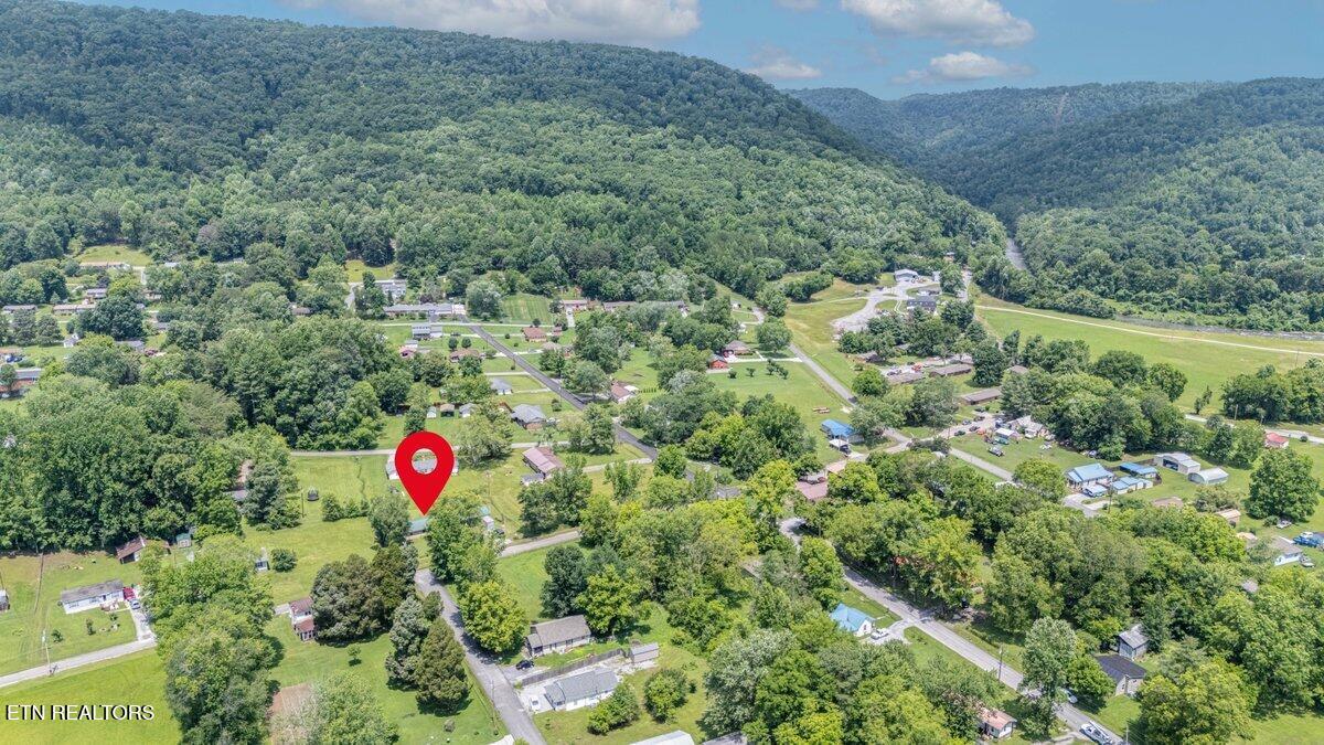 225 Spring Street Spring City TN 37381