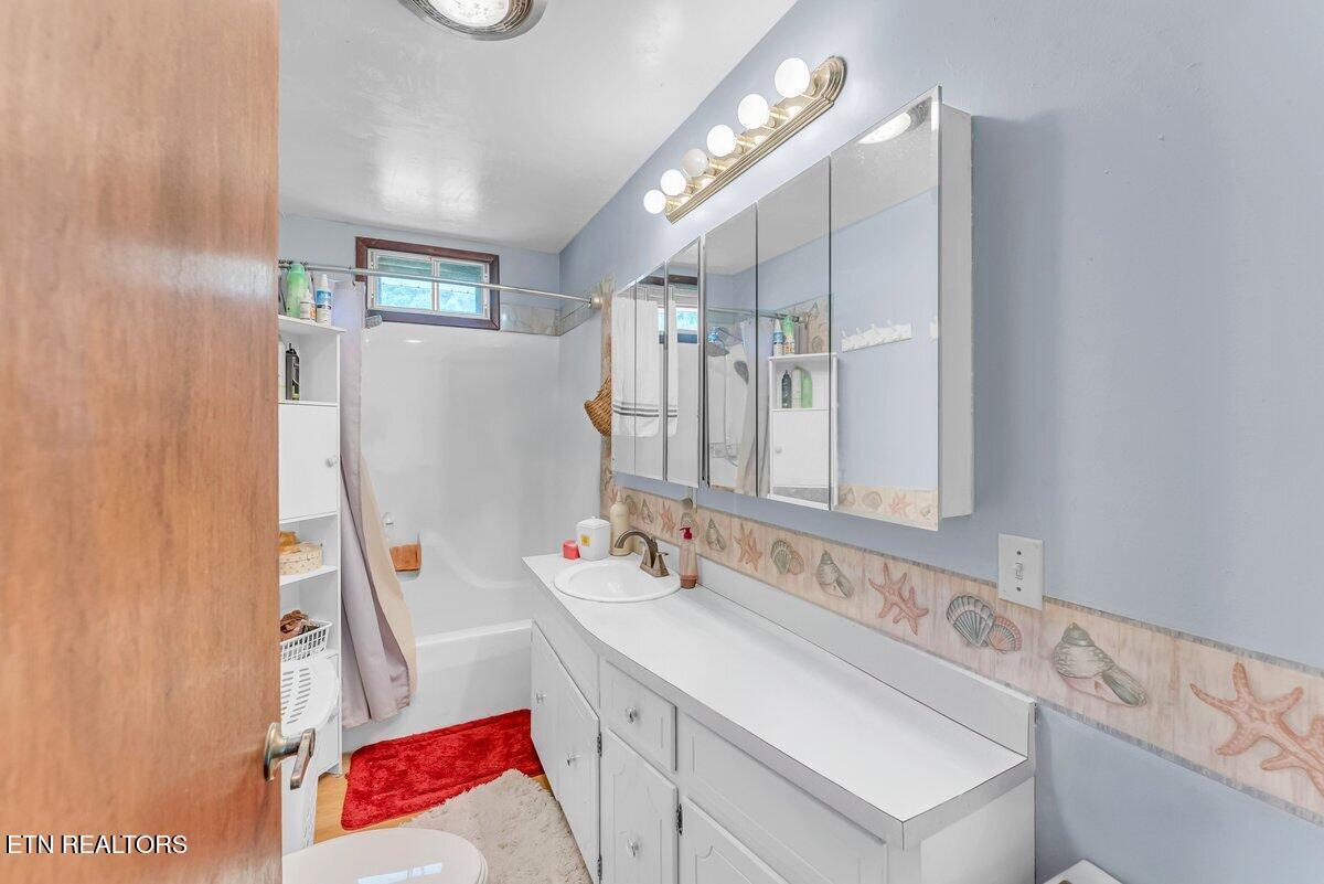 225 Spring Street Spring City TN 37381