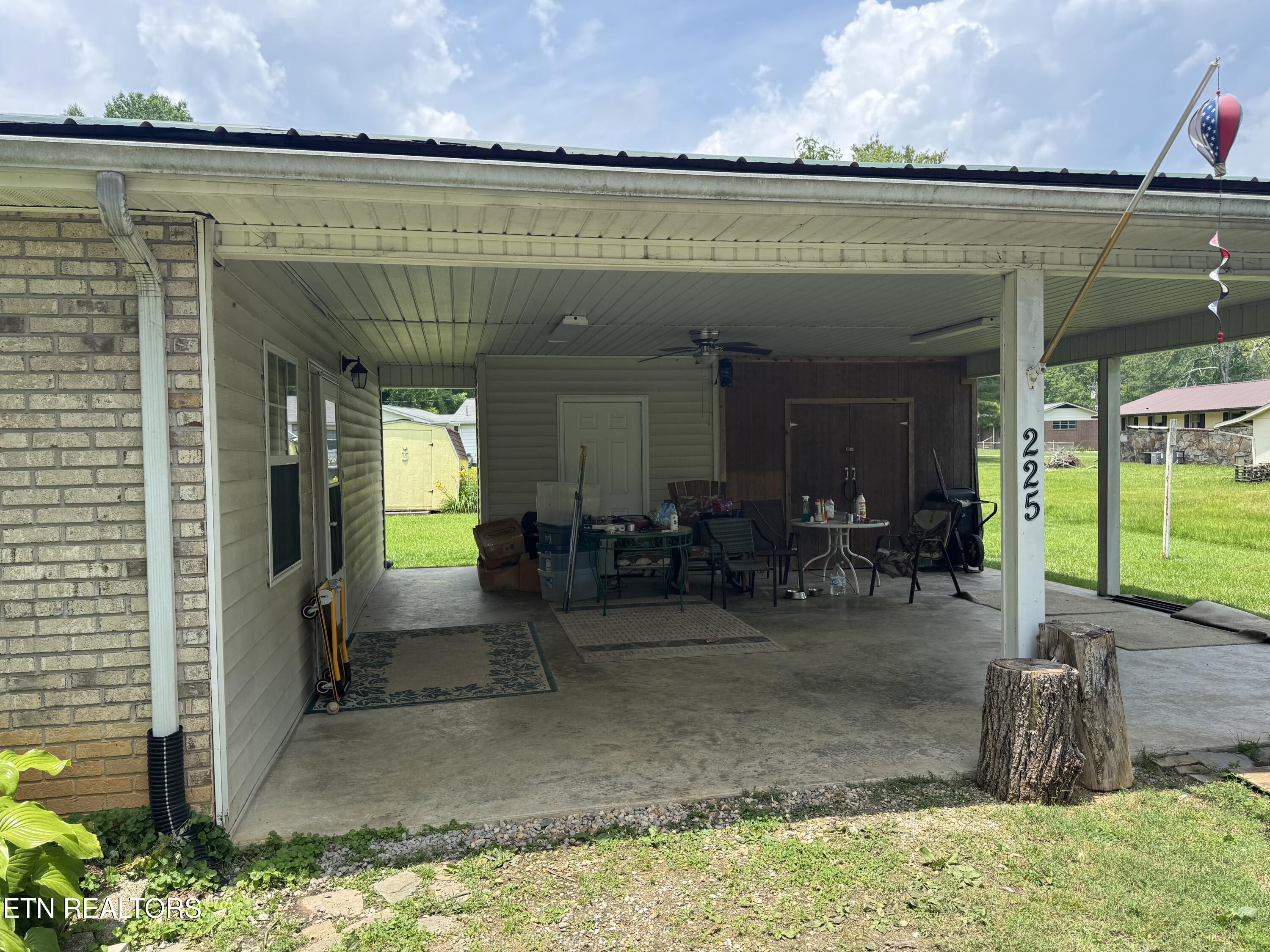 225 Spring Street Spring City TN 37381