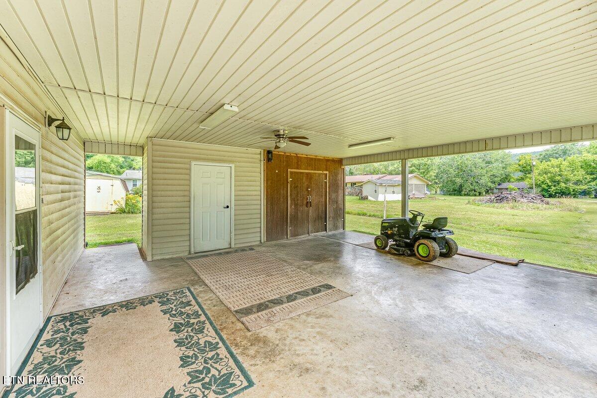 225 Spring Street Spring City TN 37381