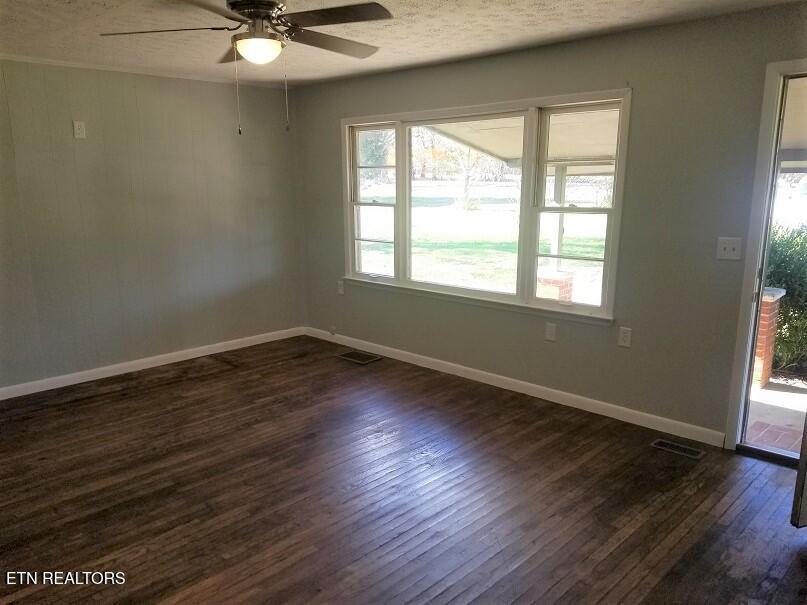 1164 Bowman Loop Crossville TN 38571