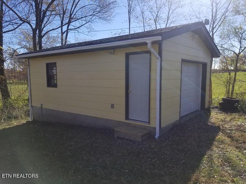 1164 Bowman Loop Crossville TN 38571