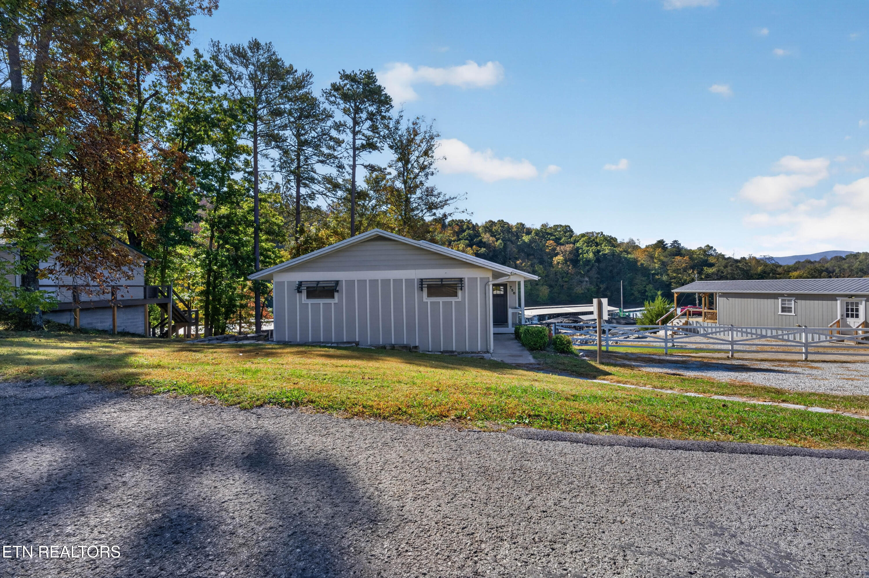 758 Indian River Boat Dock Road Jacksboro TN 37757
