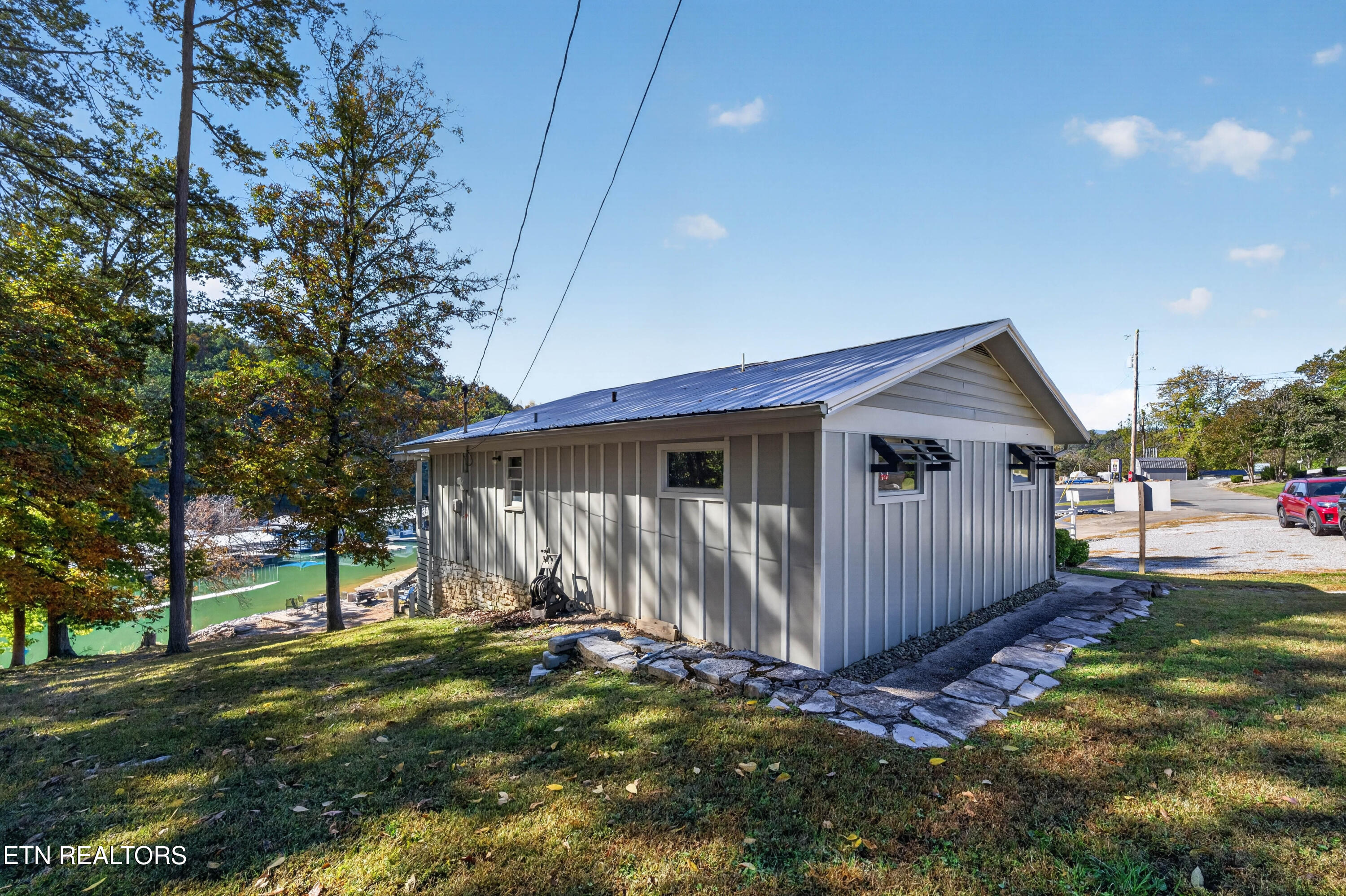 758 Indian River Boat Dock Road Jacksboro TN 37757
