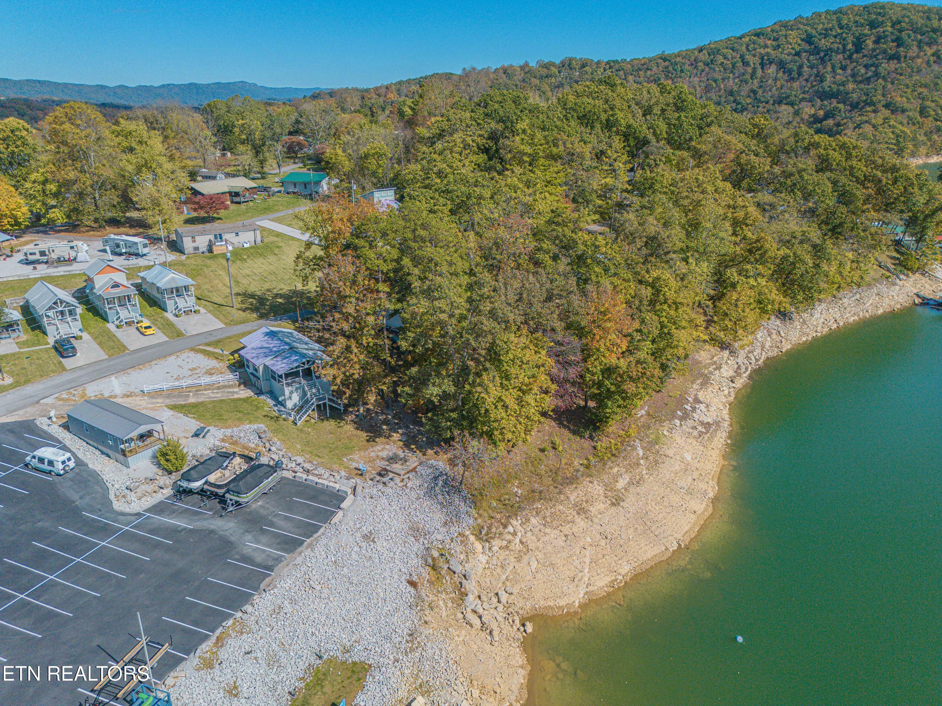758 Indian River Boat Dock Road Jacksboro TN 37757