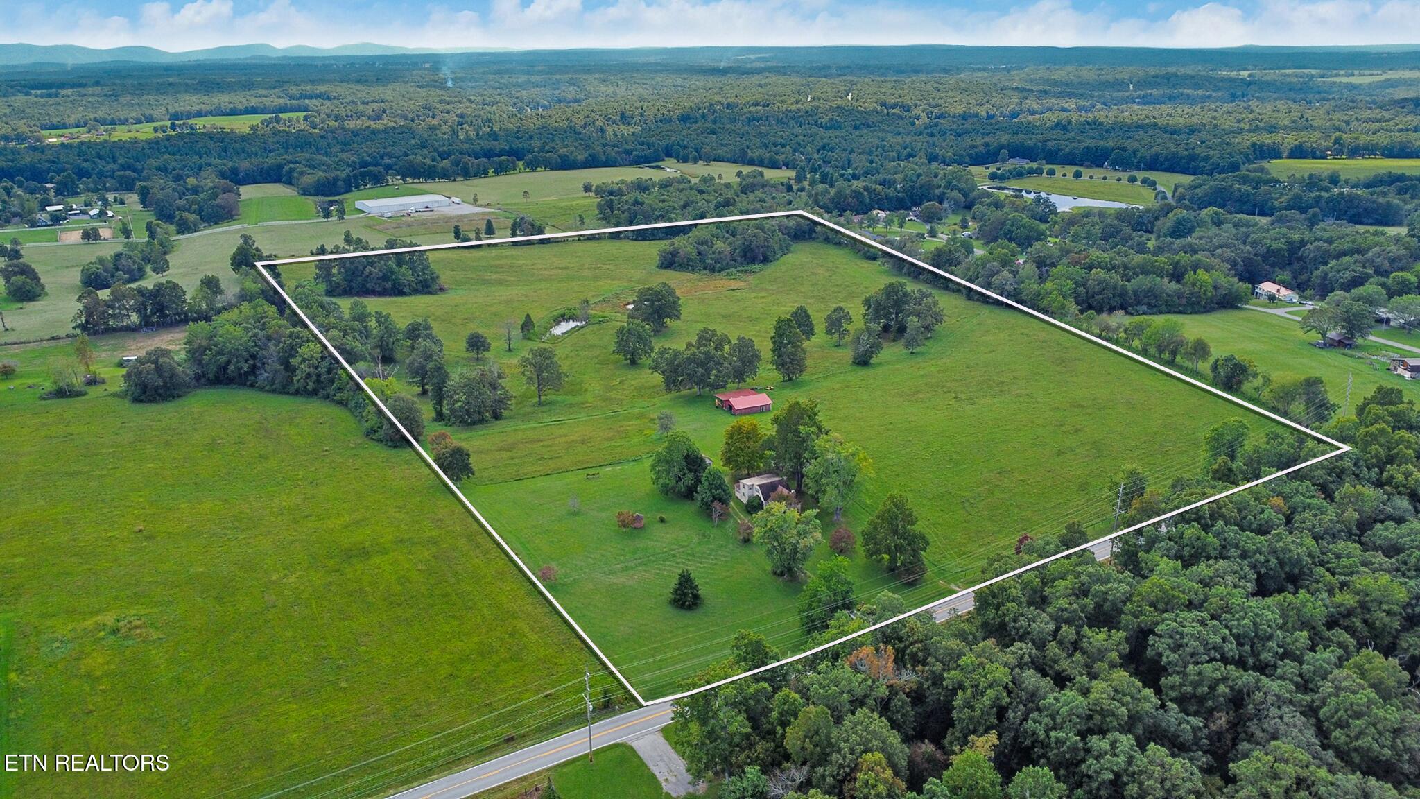 1386 Pigeon Ridge Road Crossville TN 38555