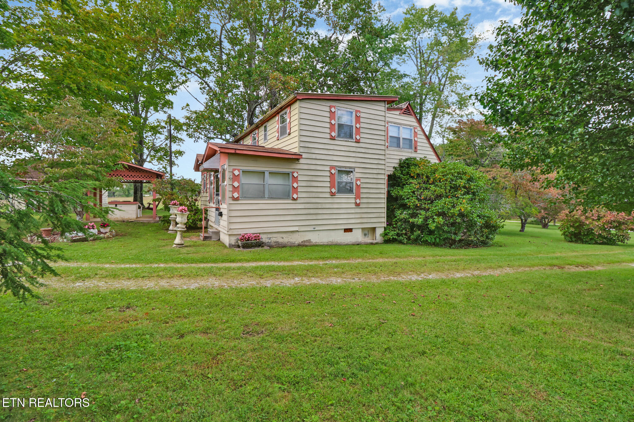 1386 Pigeon Ridge Road Crossville TN 38555