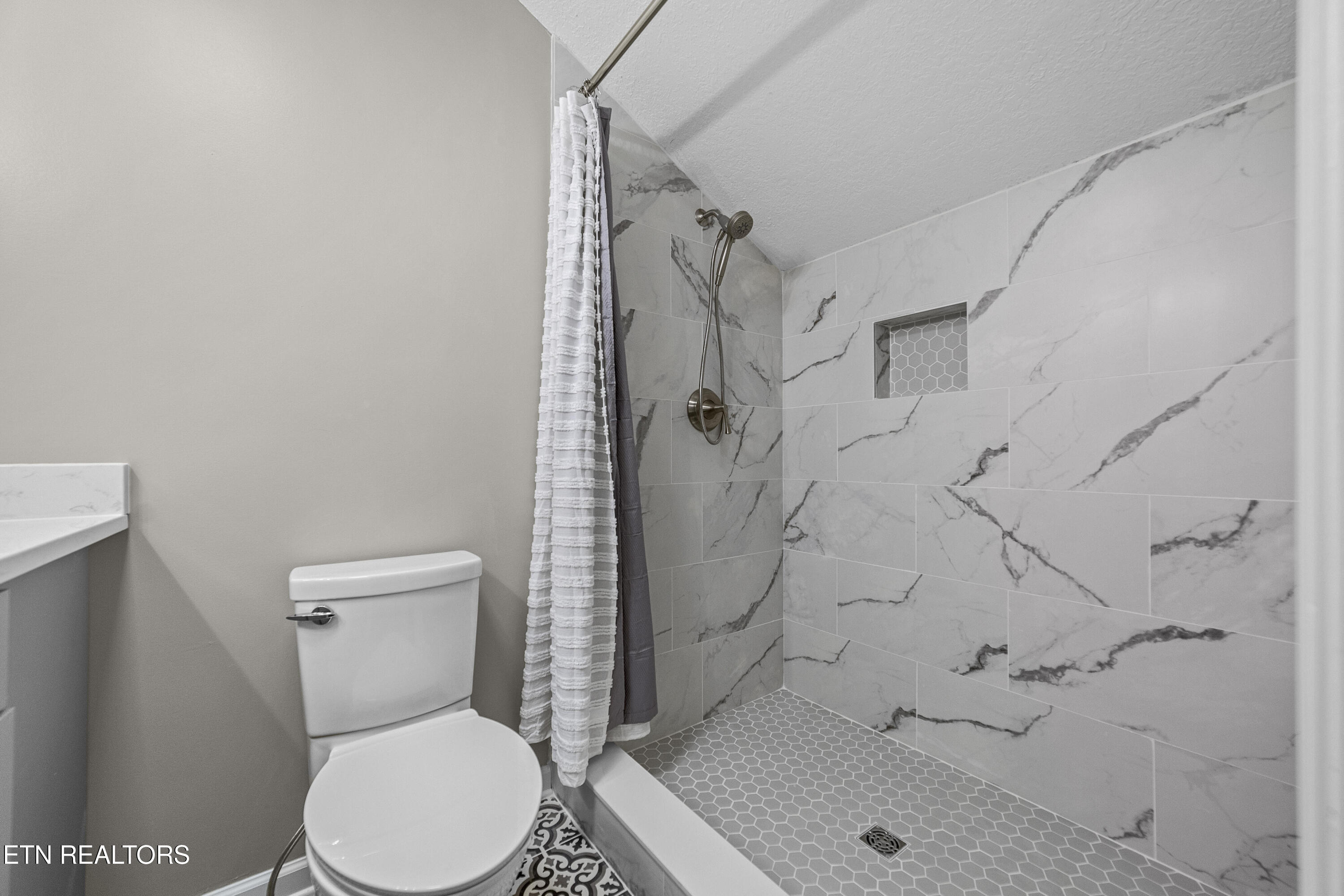 2673 S Clear Fork Road Sevierville TN 37862