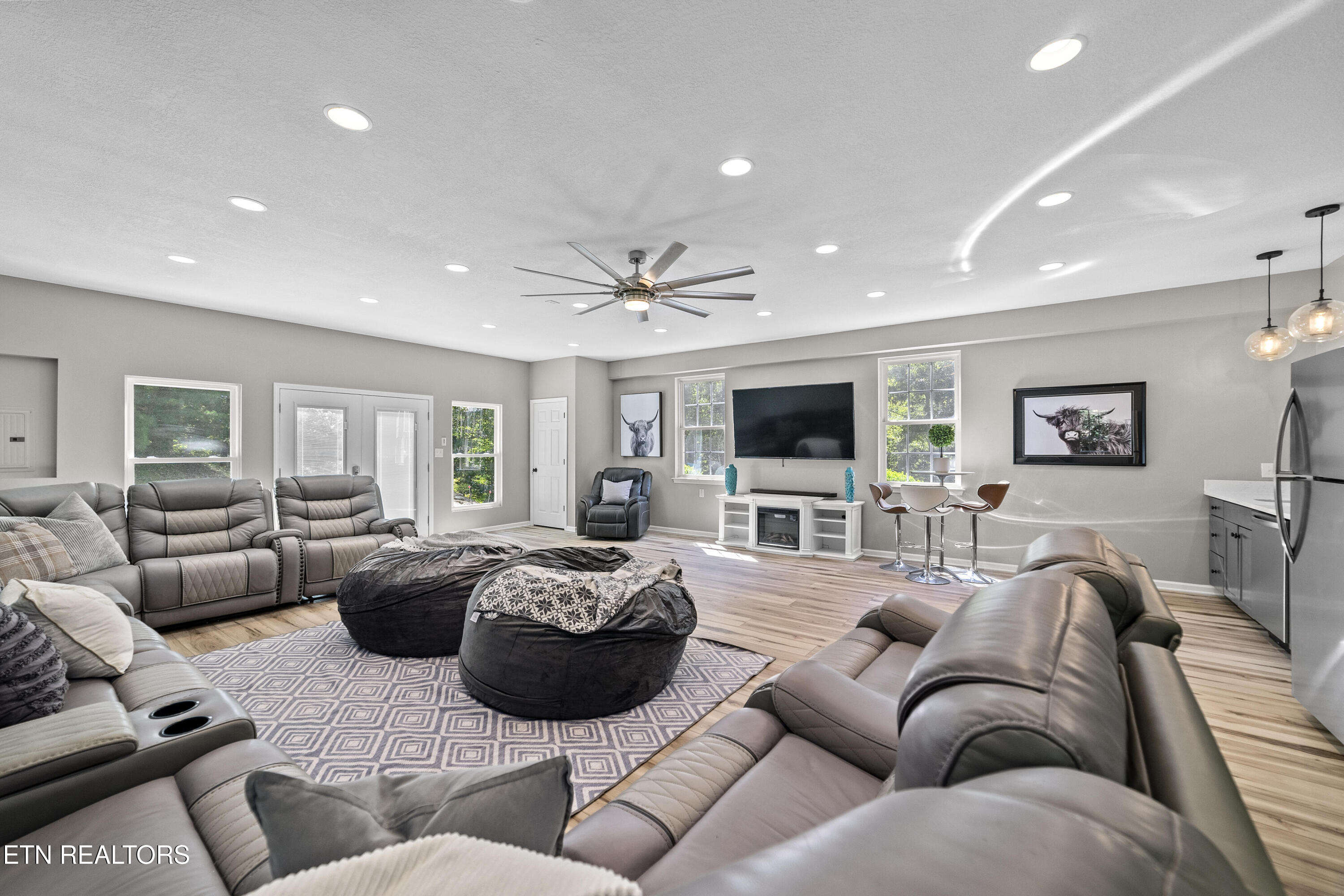 2673 S Clear Fork Road Sevierville TN 37862