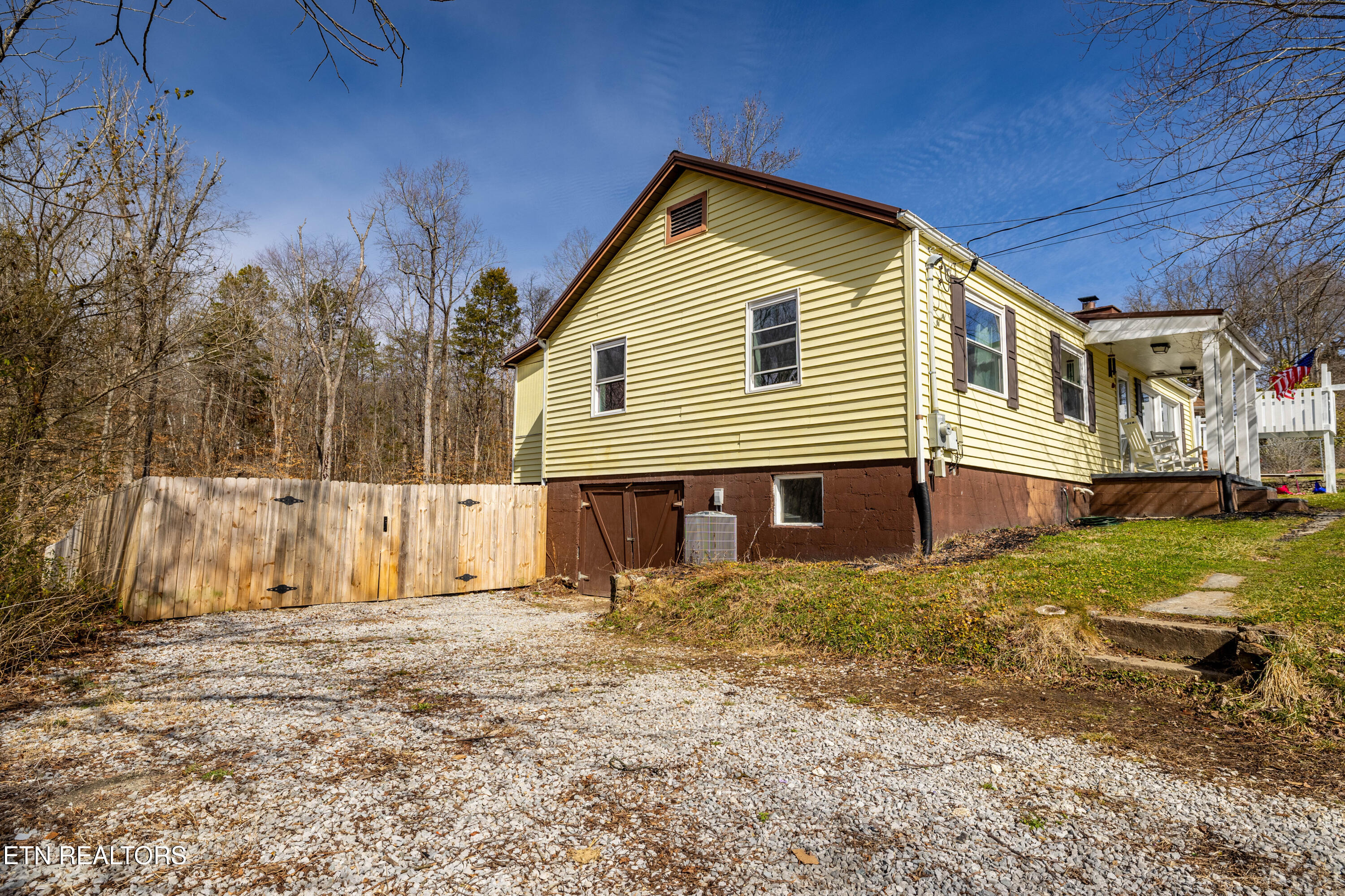 135 Dogwood Court Harriman TN 37748